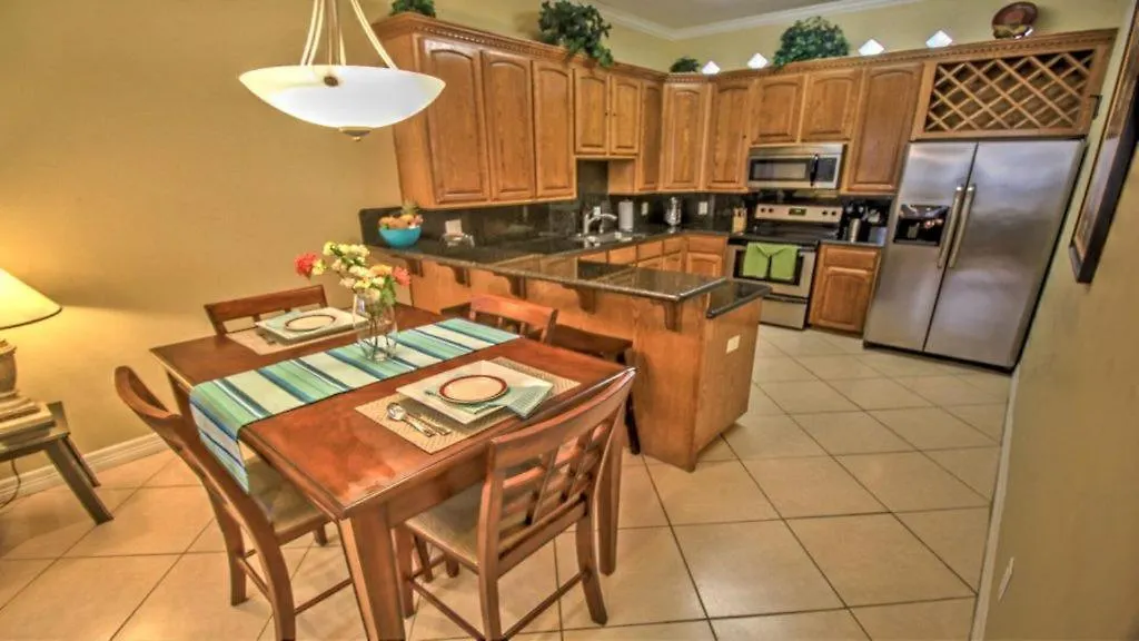 2 Bed 2 Bath 1st Floor By W Pool *