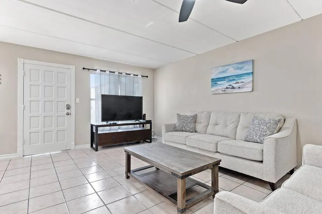2 Bed 1 Bath By & Entertainment * South Padre Island