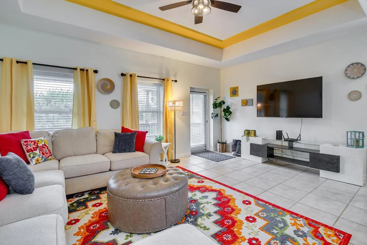 Holiday home Oceanside Mars Oasis Heated Pool, Steps To Beach! *