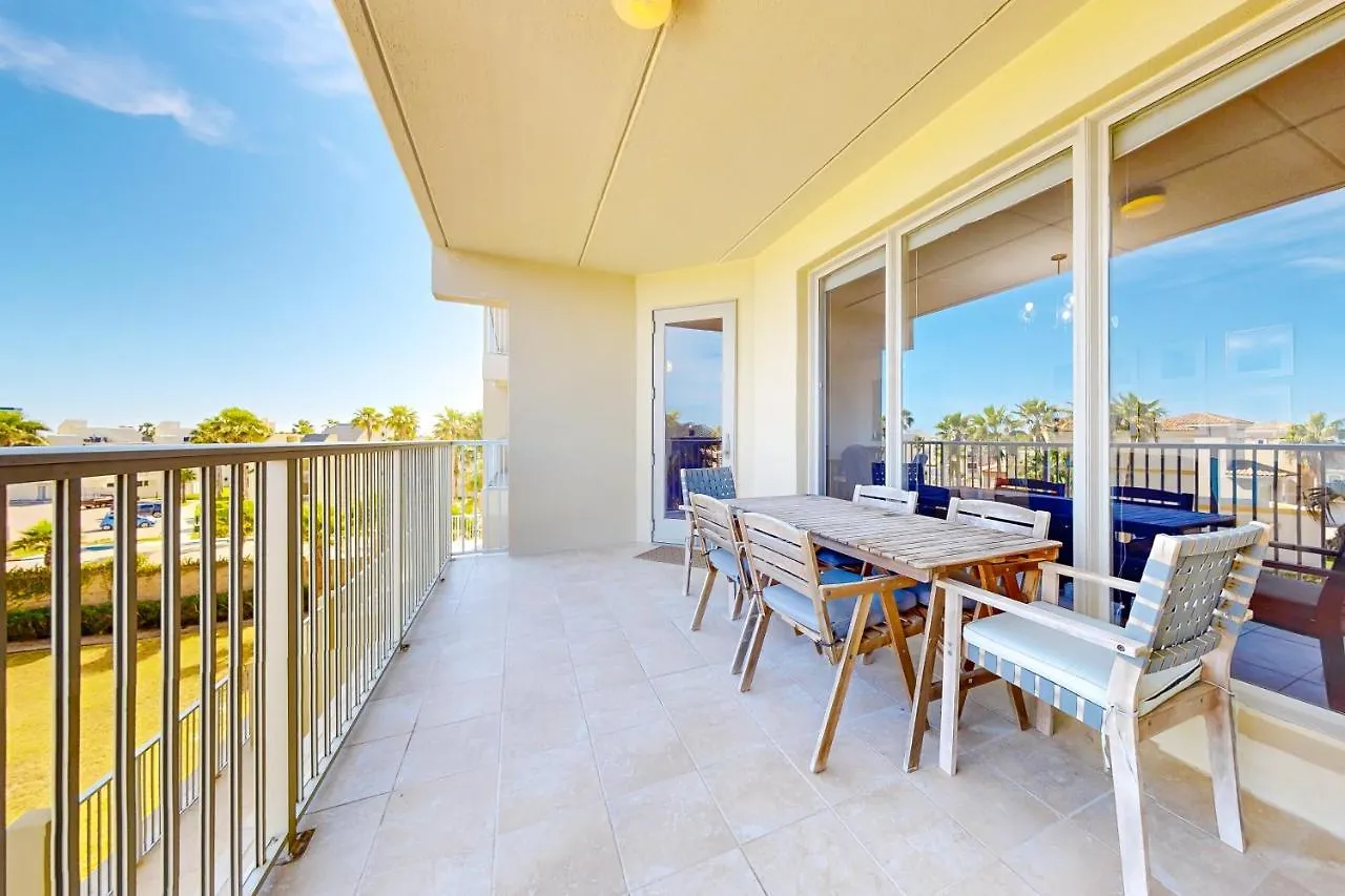 Apartment Palm Frond Sanctuary, Unit 302 *