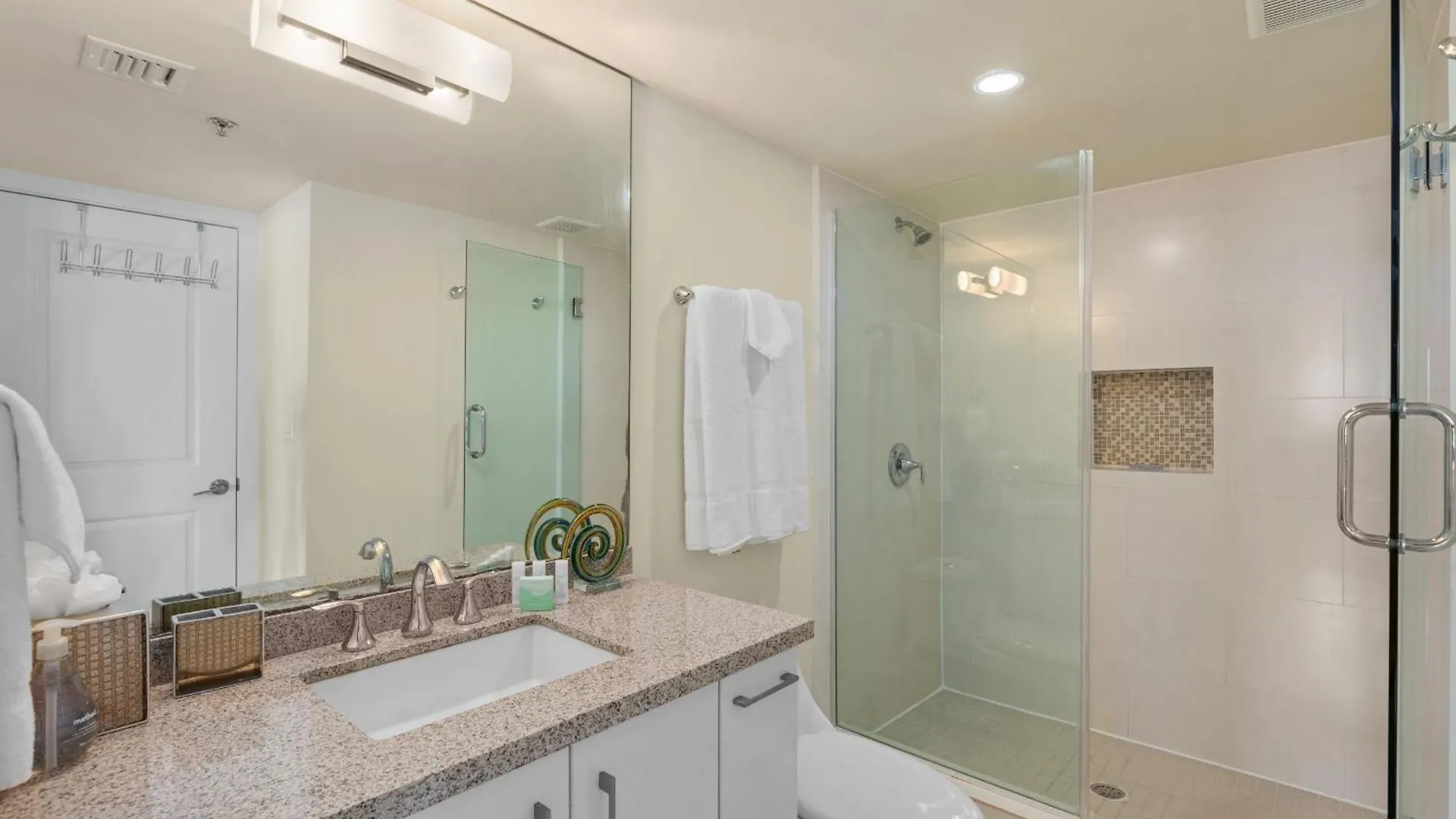 Modern With Ocean View Private Balcony South Padre Island