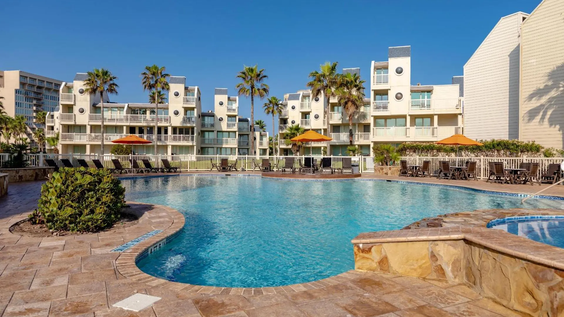 Modern With Ocean View Private Balcony Apartmán