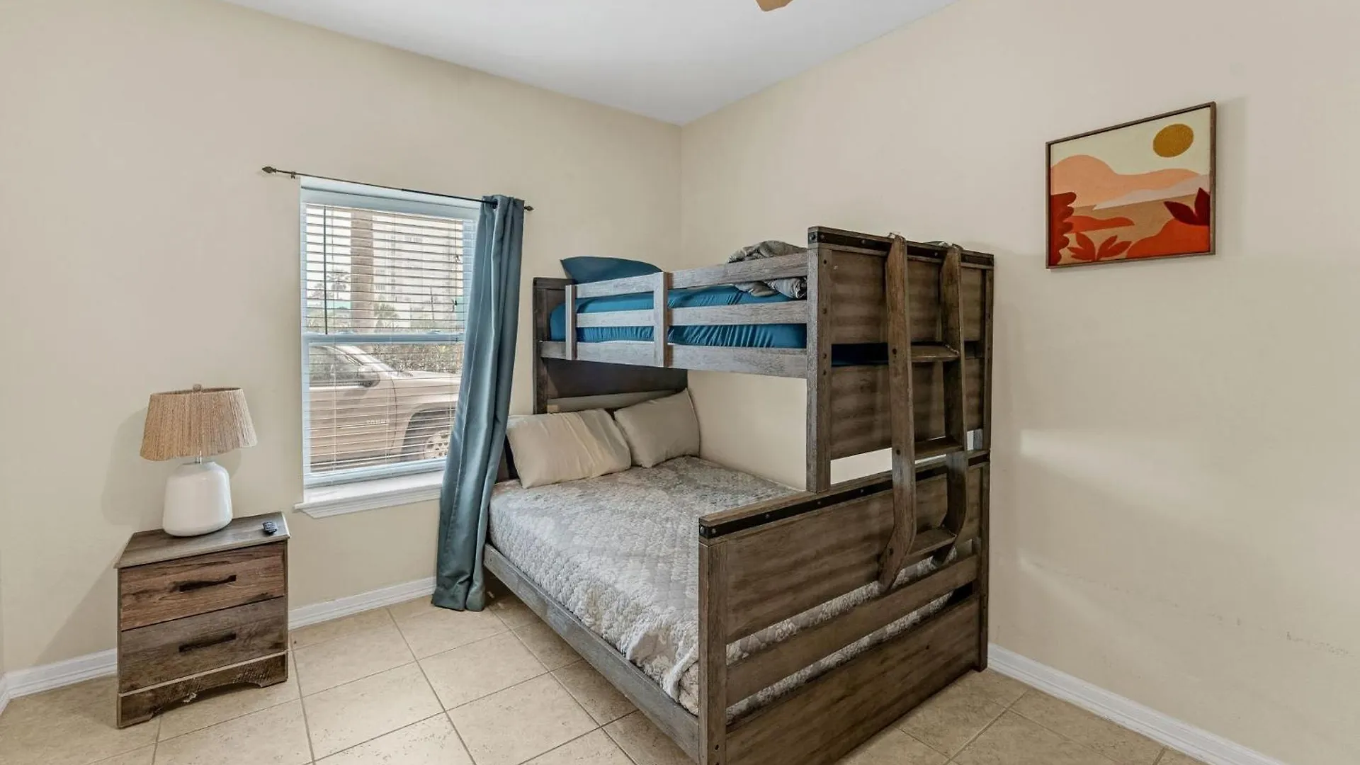 Island Paradise - Ocean View And Pool Access Apartment *