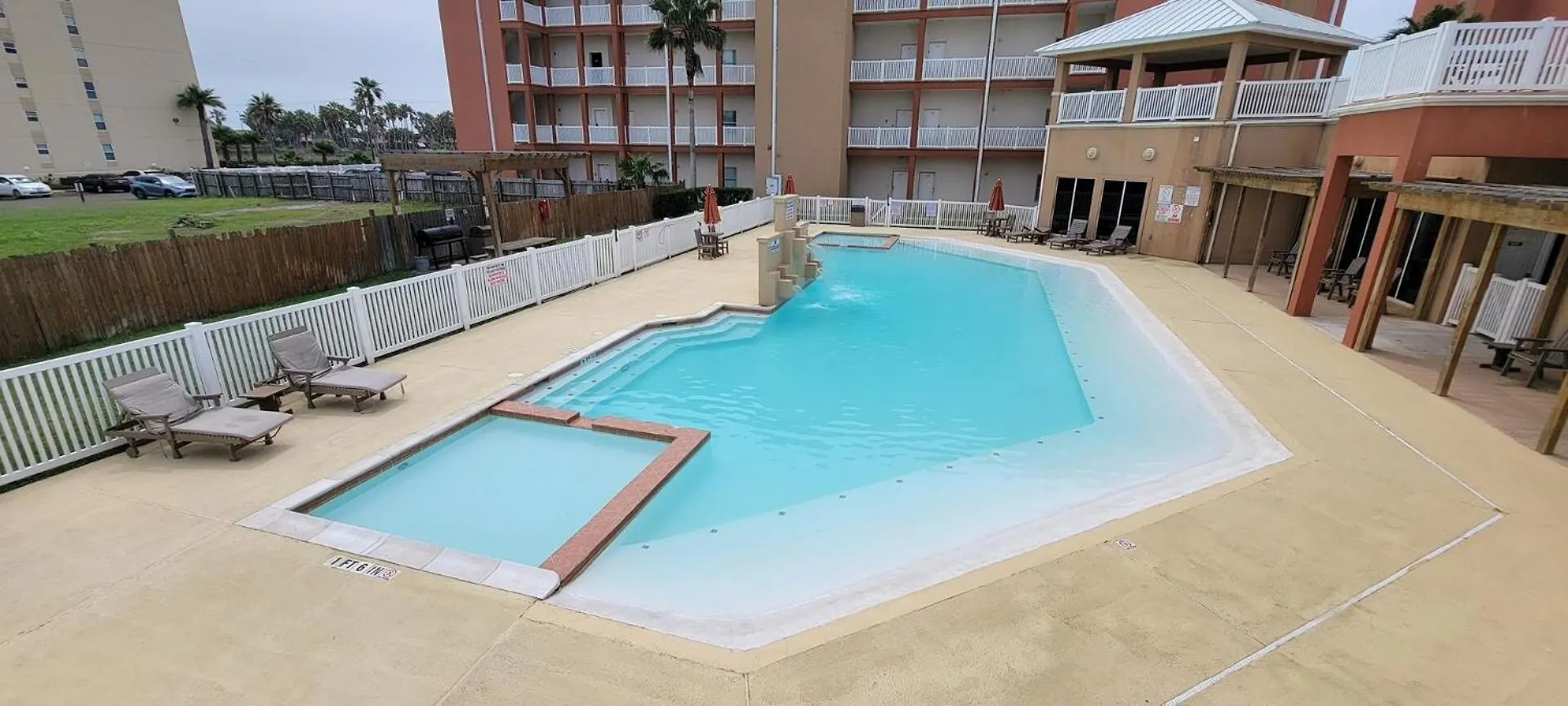 La Isla F102 Apartment South Padre Island