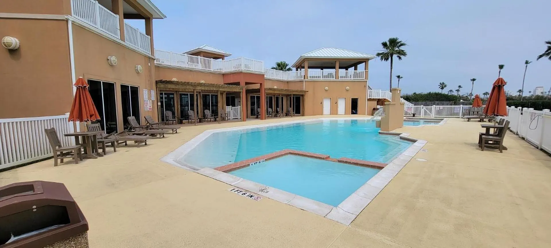 Apartment La Isla F102 *