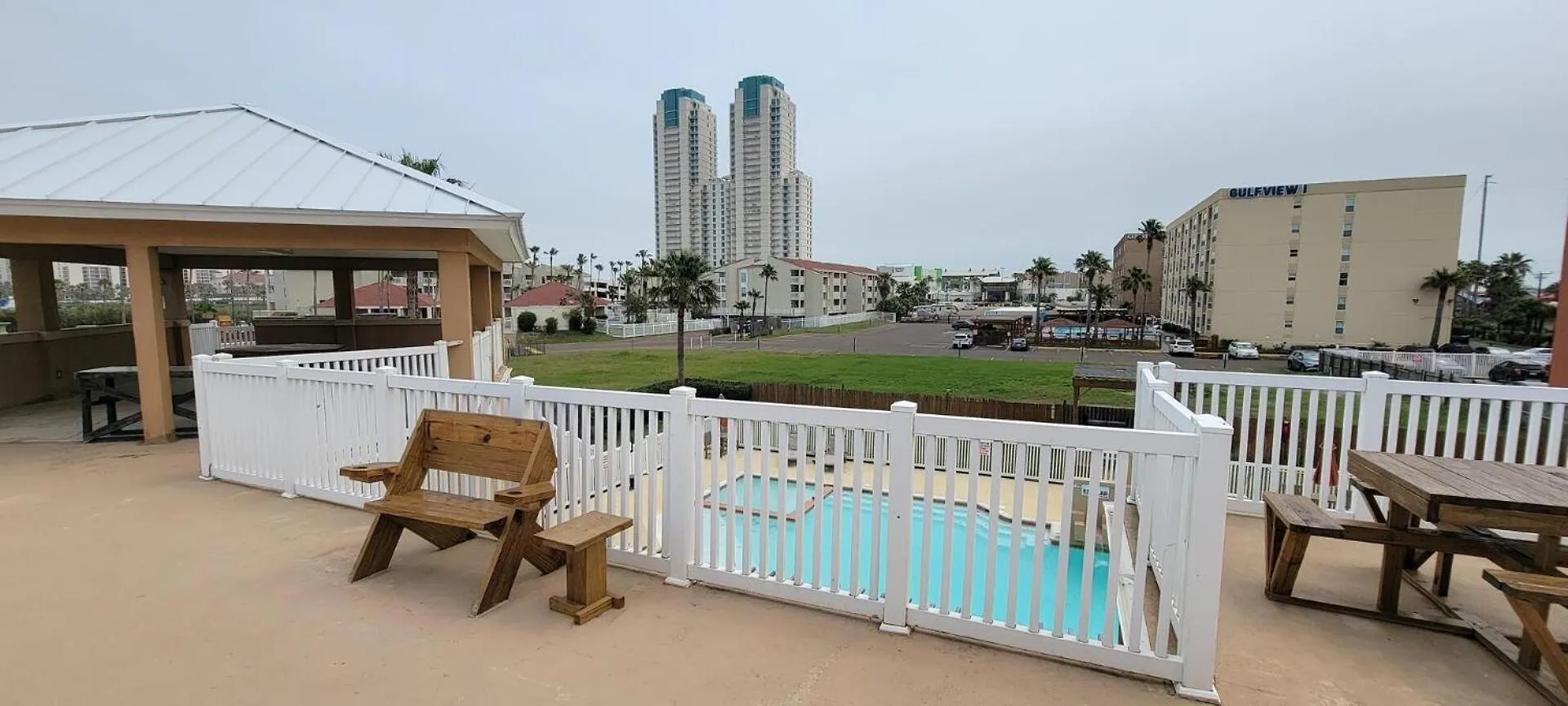 La Isla F102 Apartment South Padre Island
