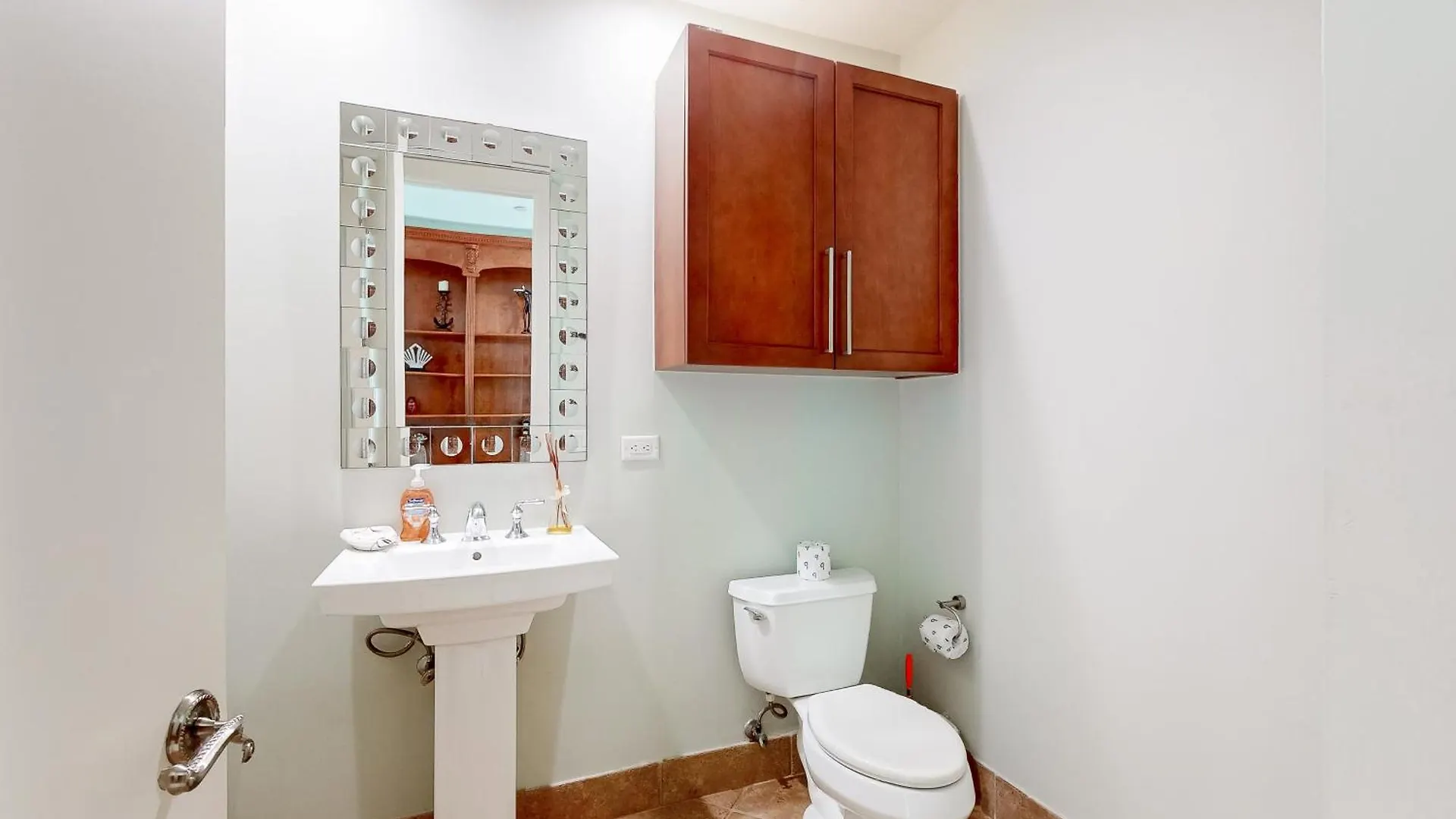 Apartment Sapphire 1401 *