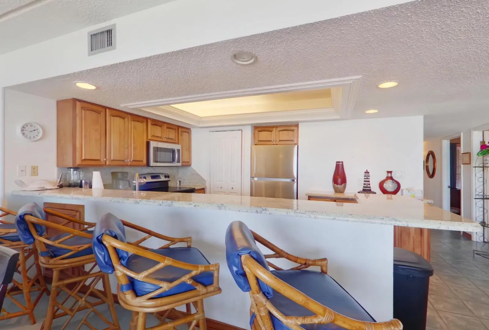 3br With Beautiful Views - Suntide Iii, Unit 703