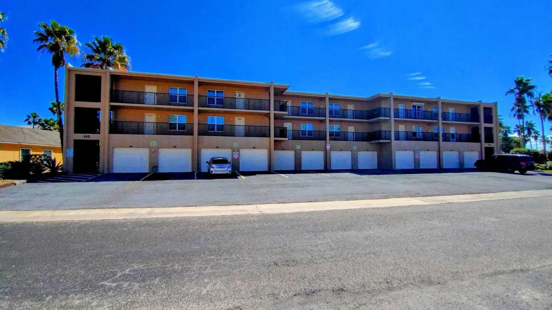 Apartment Surfside I 205 Condominium *