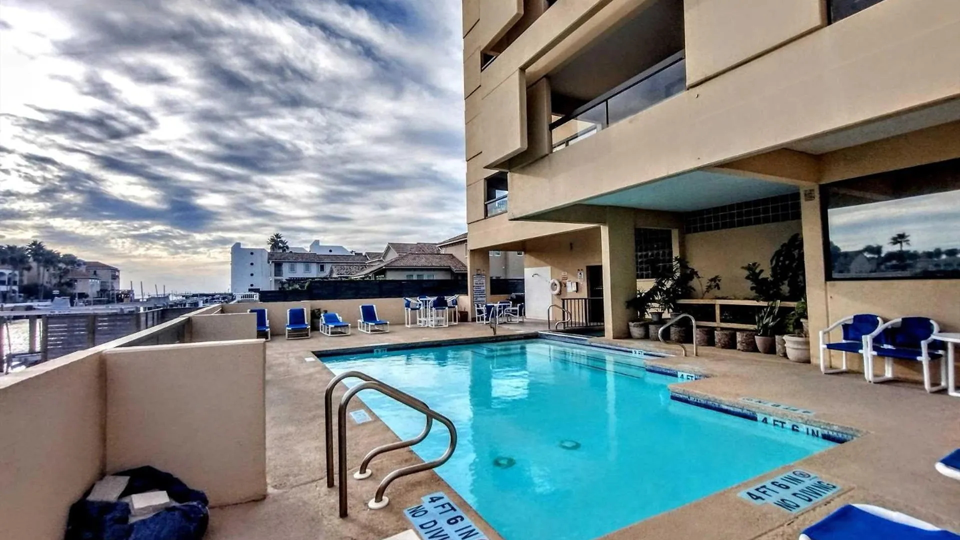 Landfall Towers 34 * South Padre Island
