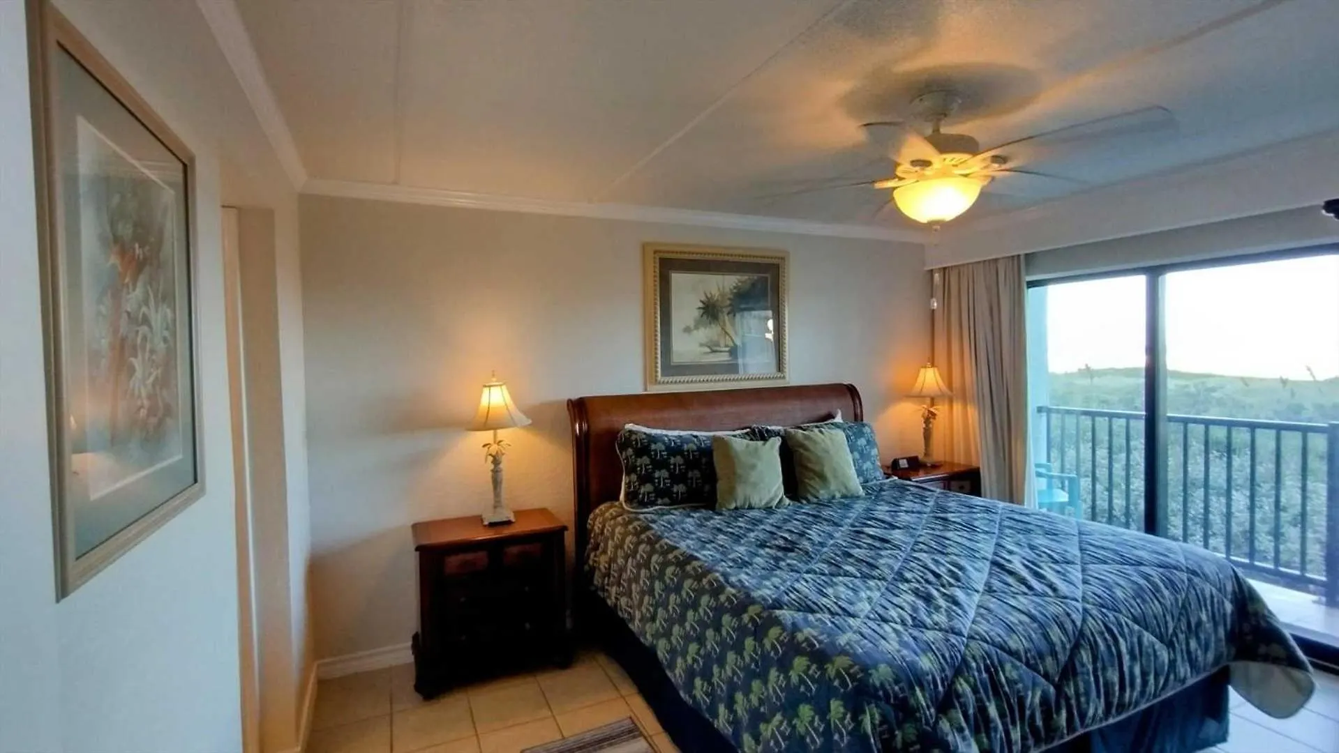 Continental 101 Apartment *