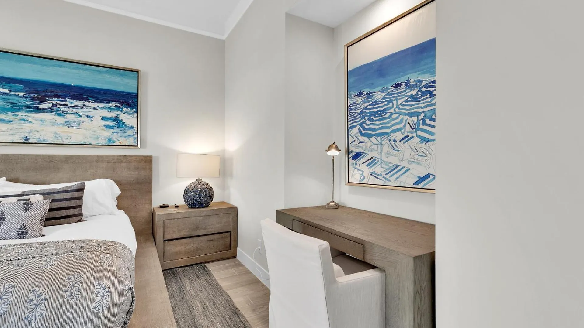 Kite One - Private Bayside With Pool And Hot Tub