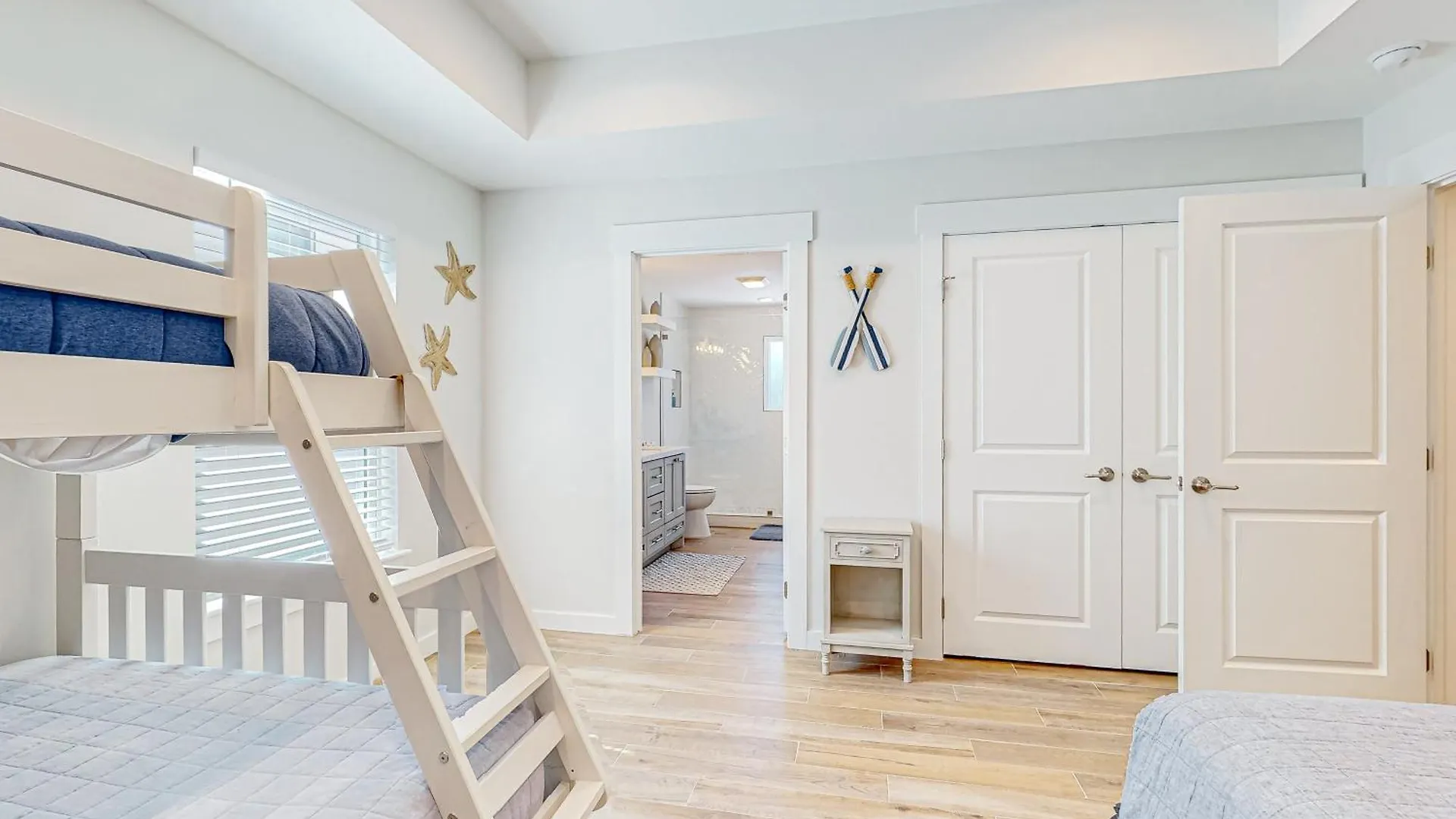 Carolyn's Seashell Retreat