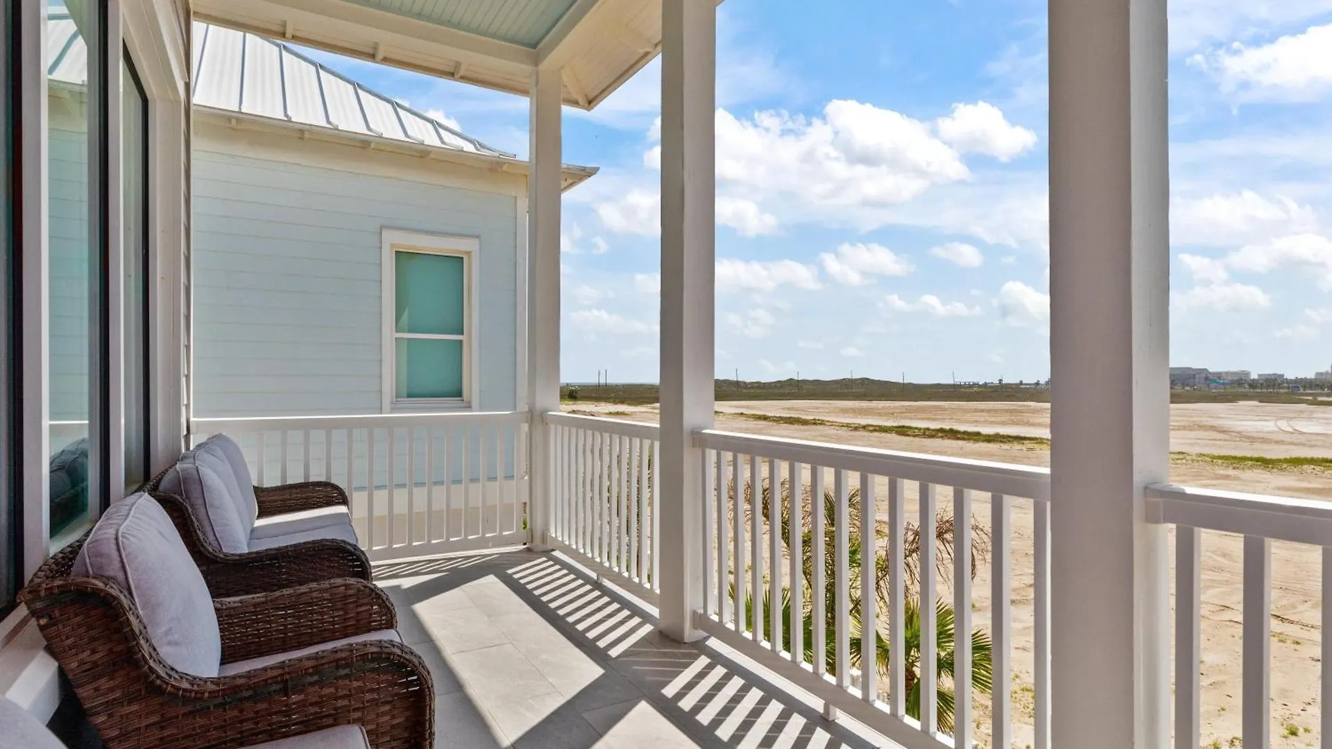 Call Me The Breeze - Private At The Shores Holiday home