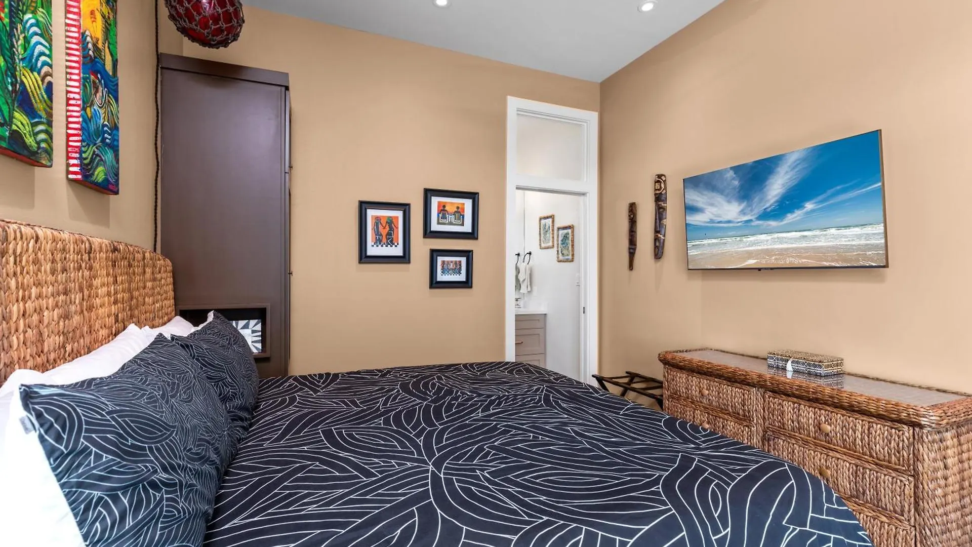 Holiday home Call Me The Breeze - Private At The Shores