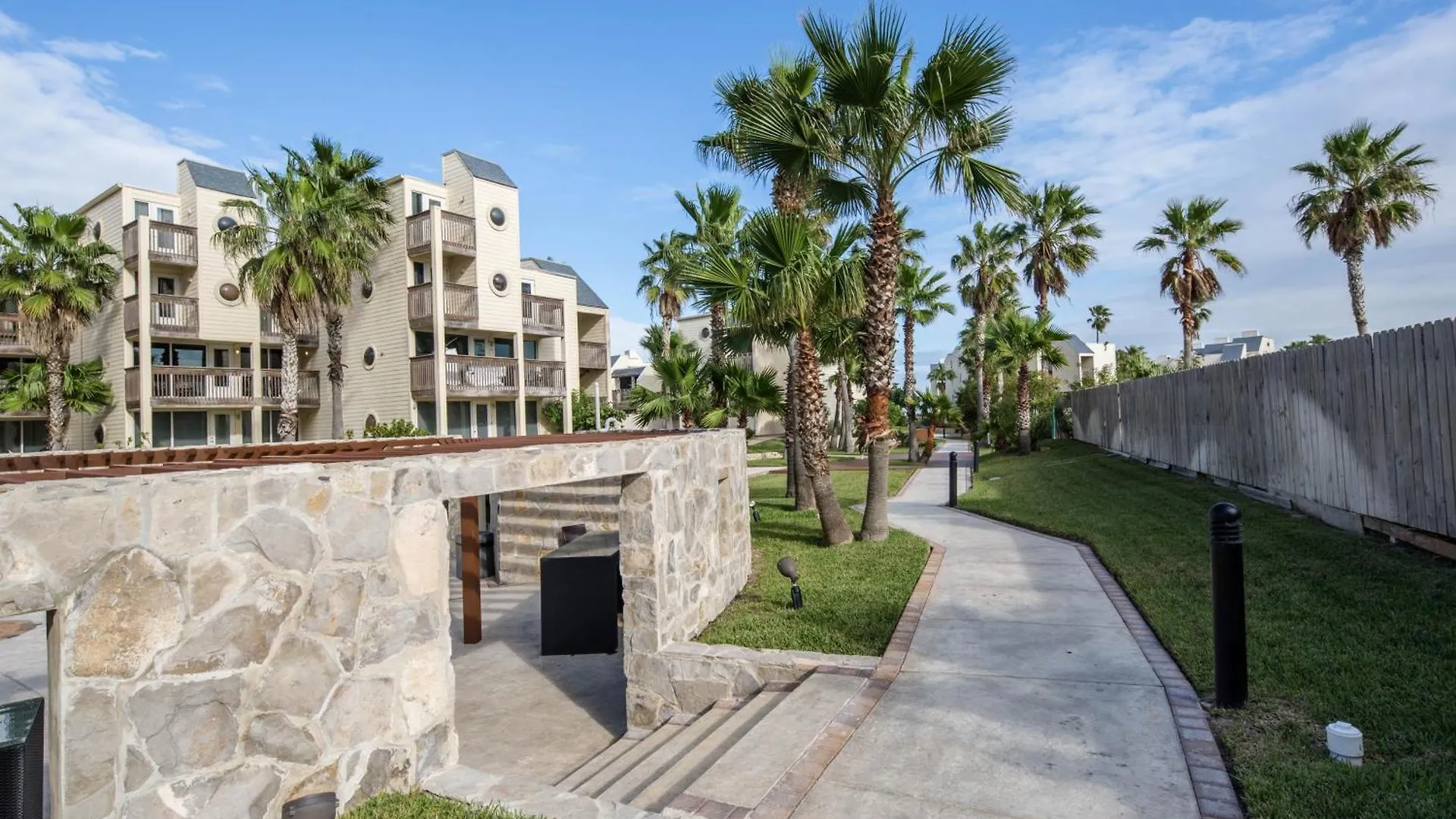 Solare Garden 681 Apartment *