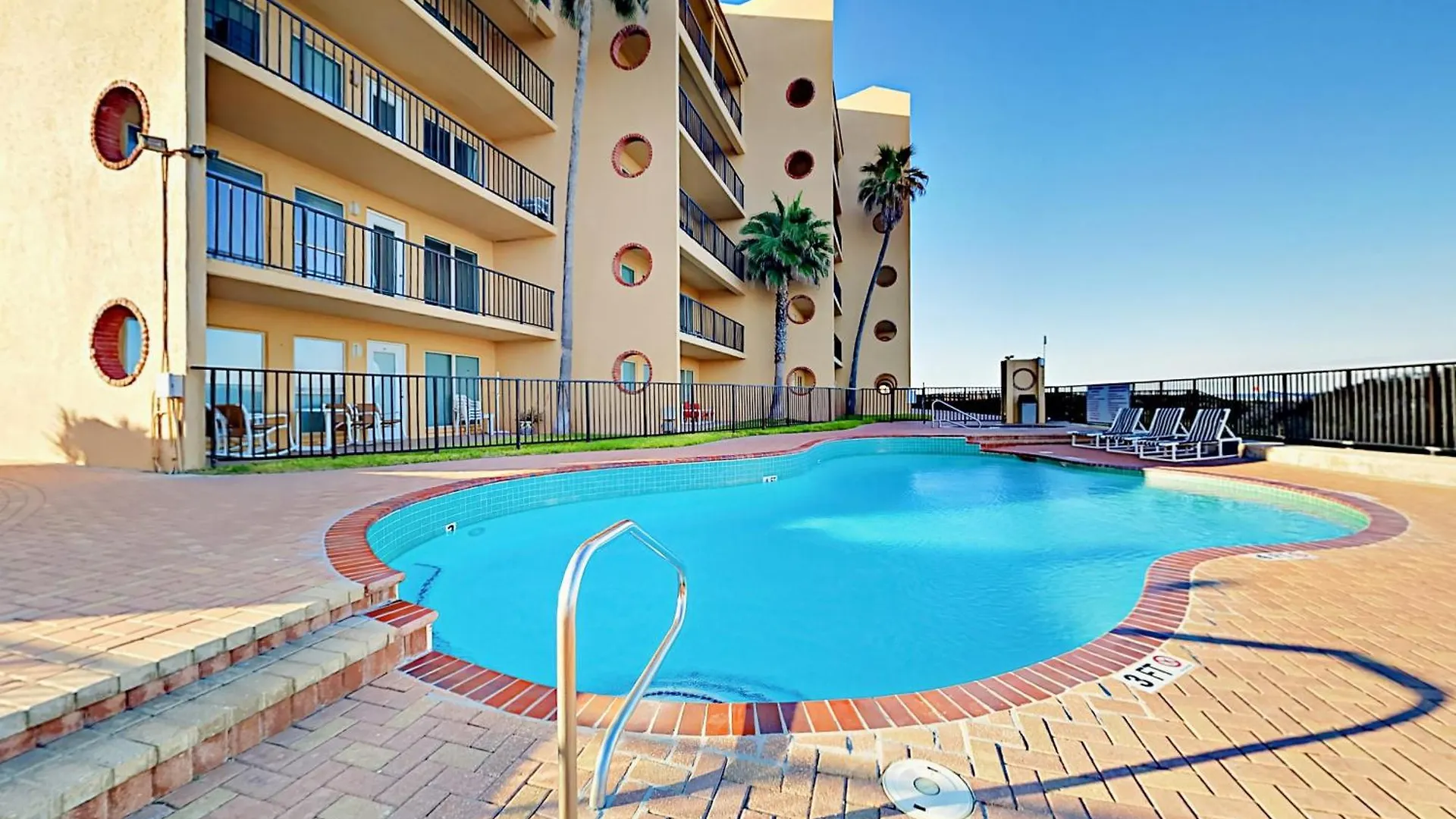 Apartment Suntide Ii