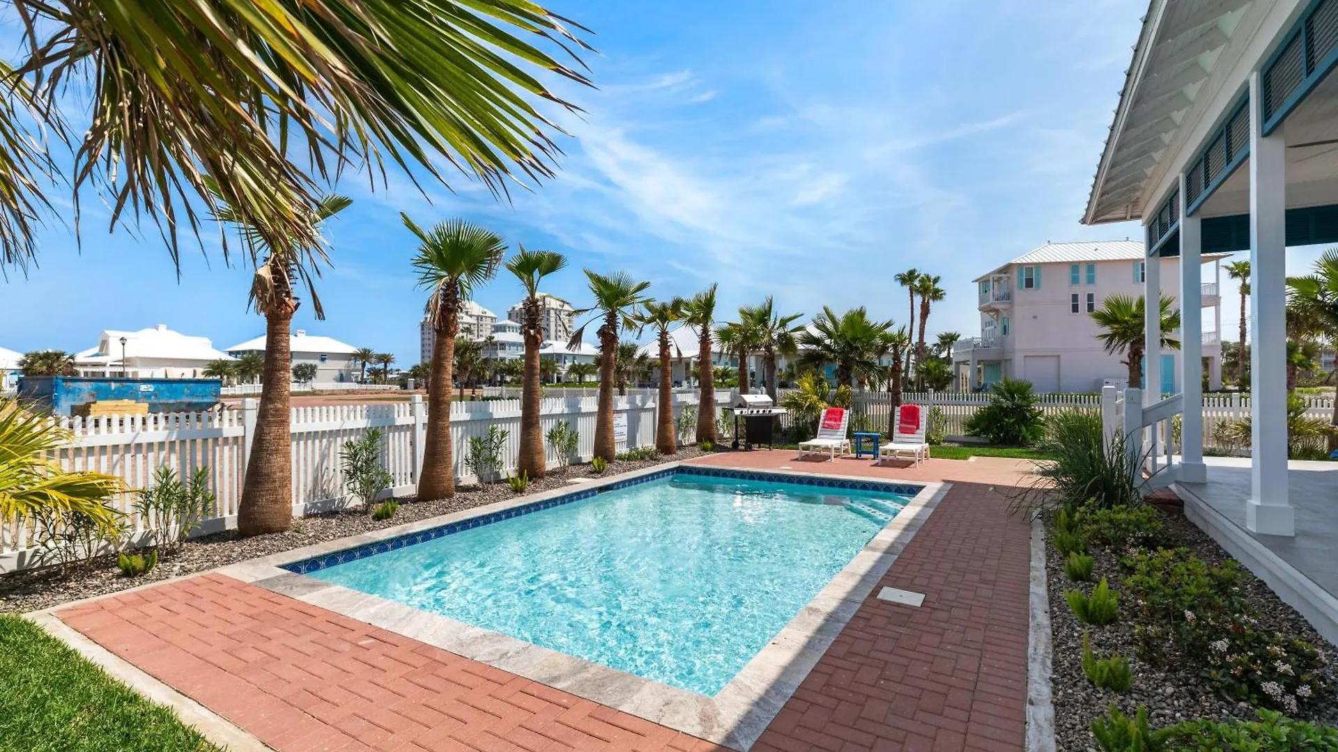 Sea Pointer - Private House With Pool Holiday home