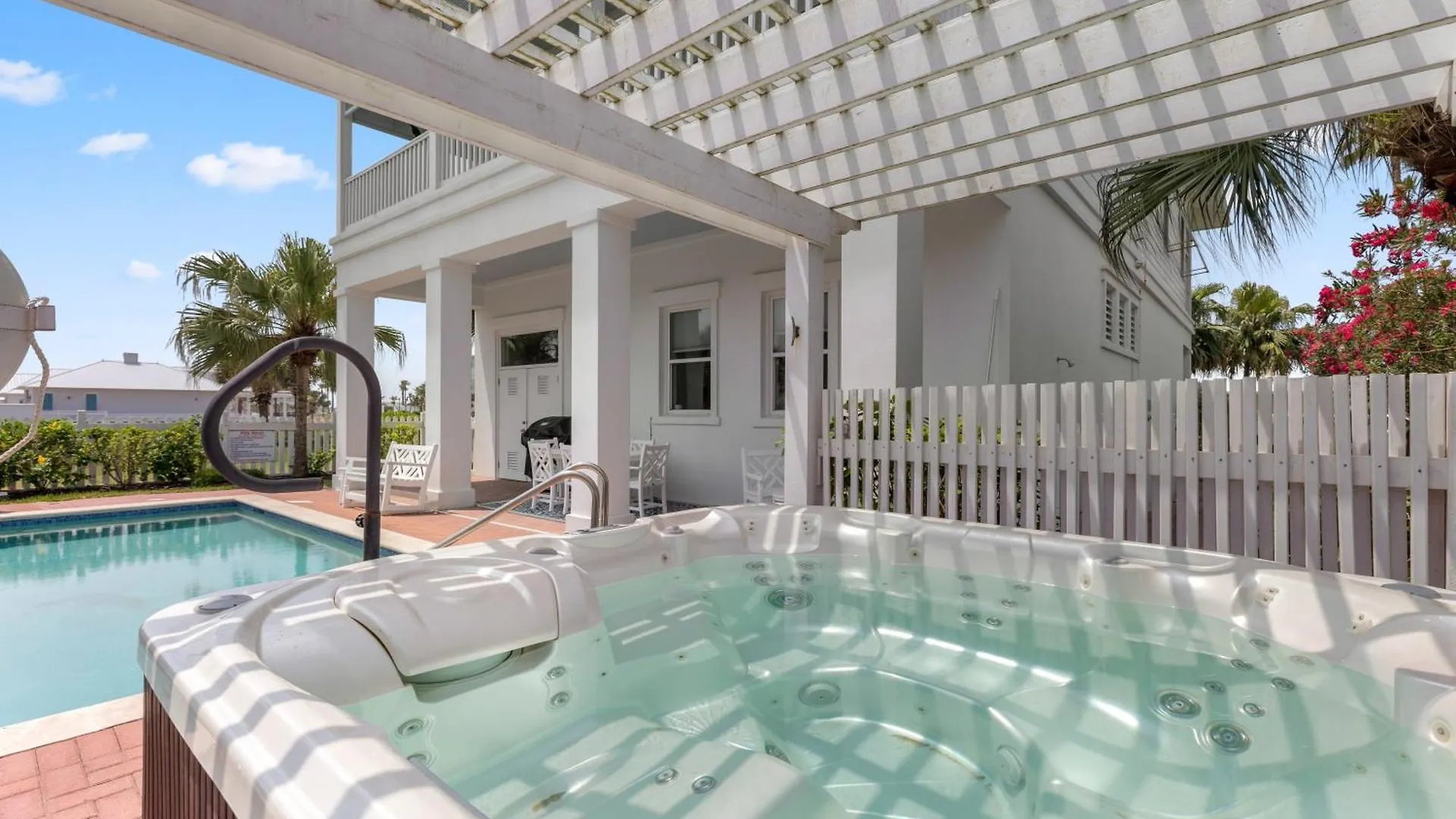 Kiskadee - Private Beachhouse Wih Pool