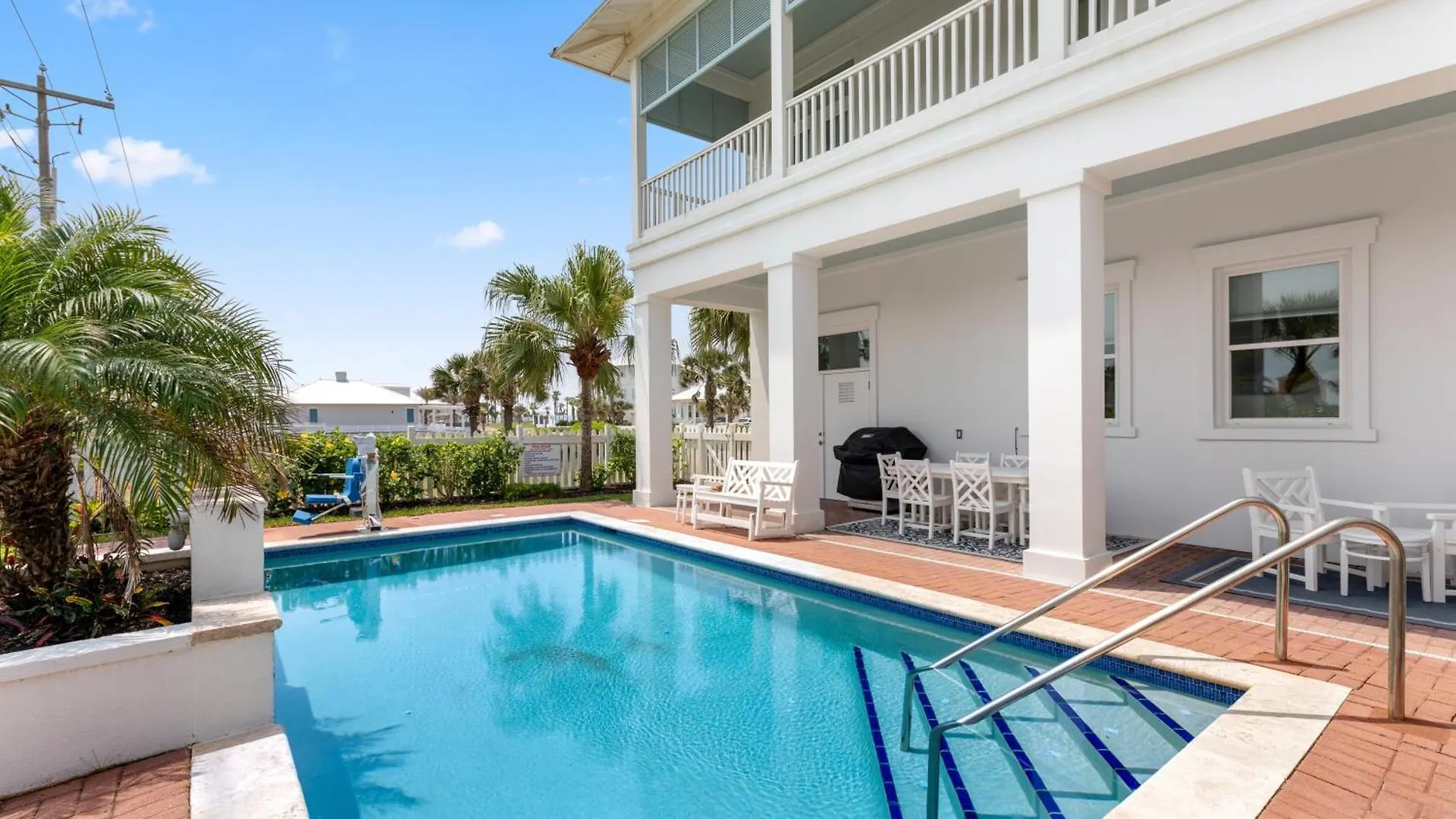 Holiday home Kiskadee - Private Beachhouse Wih Pool *