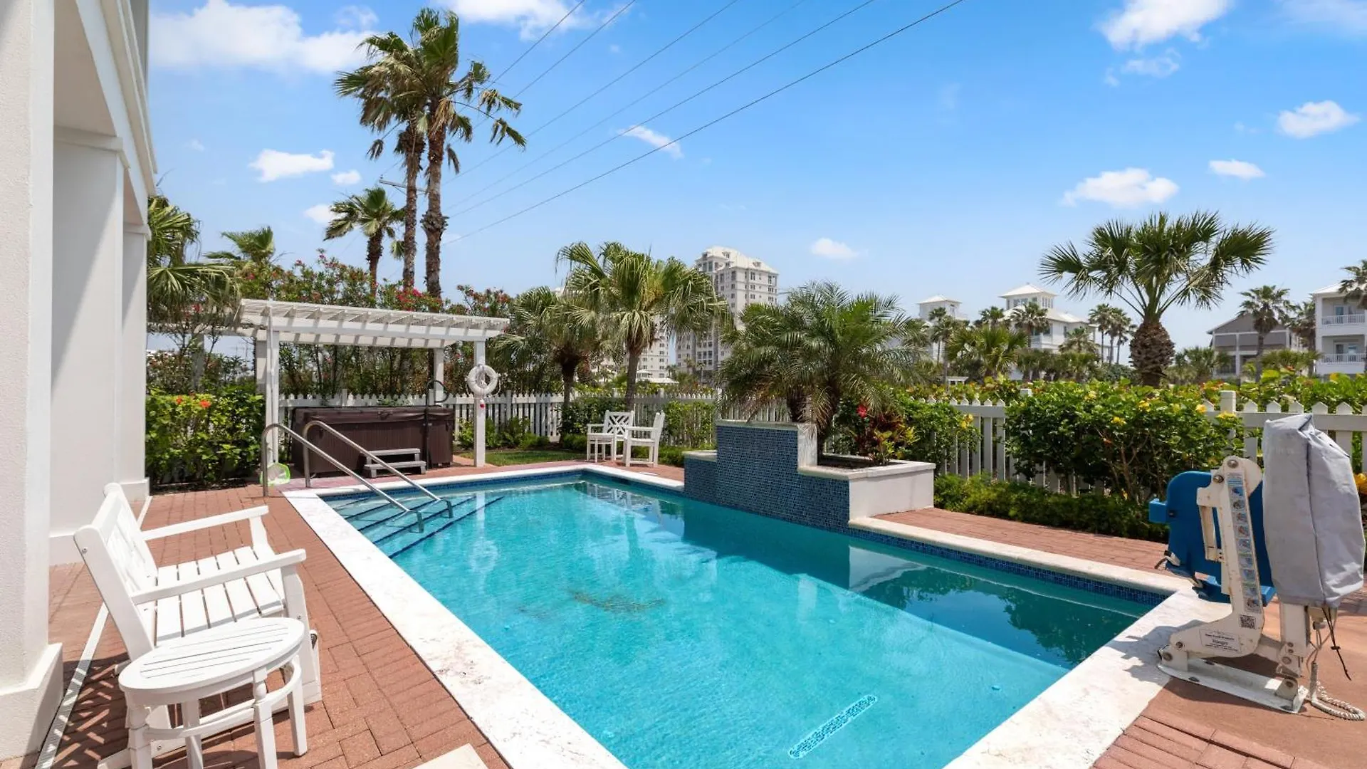 Kiskadee - Private Beachhouse Wih Pool South Padre Island