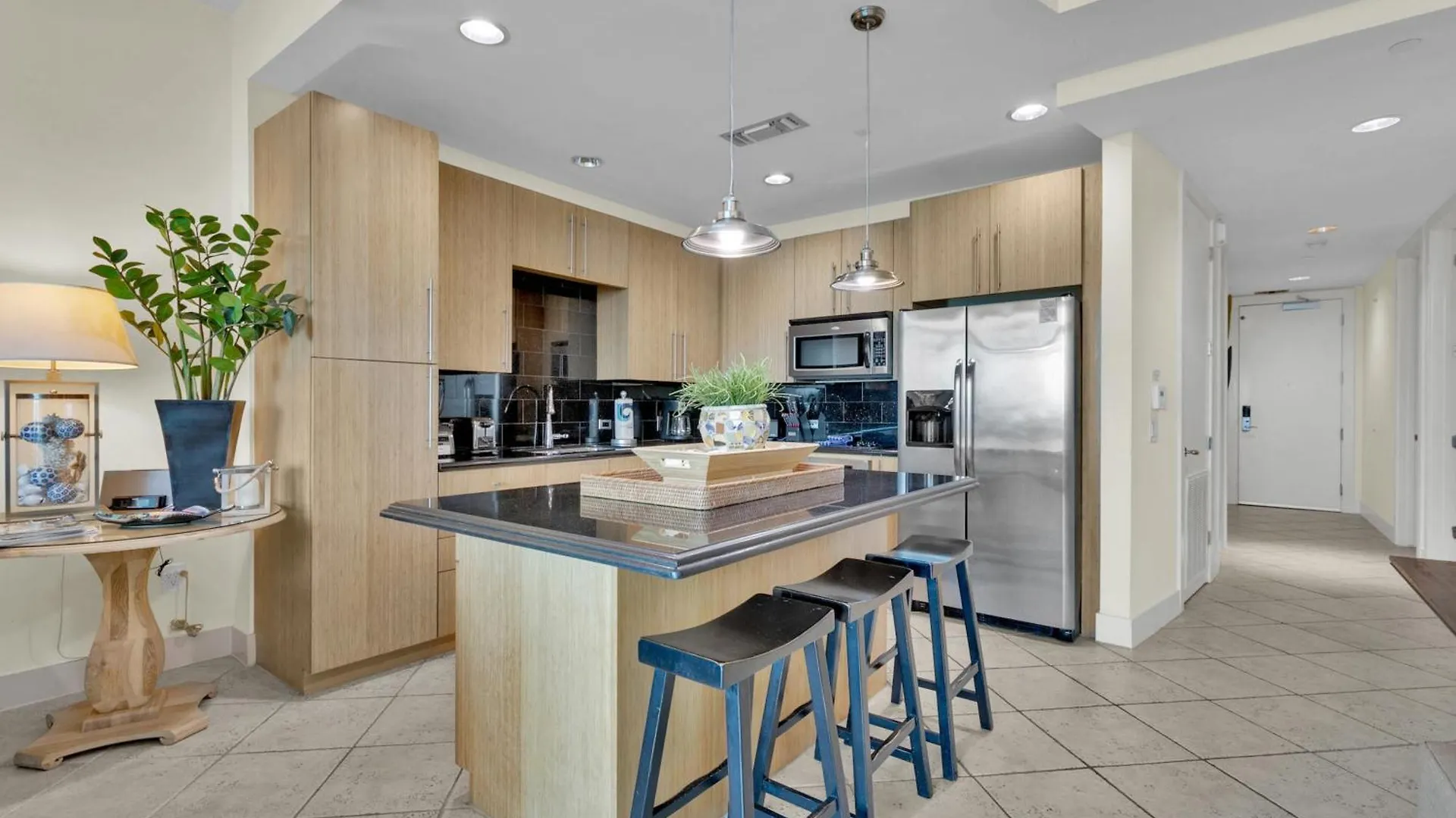 Apartment Sapphire #408 *