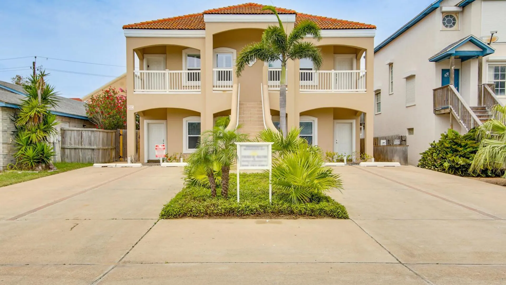 Apartment - Walk To The Beach! South Padre Island