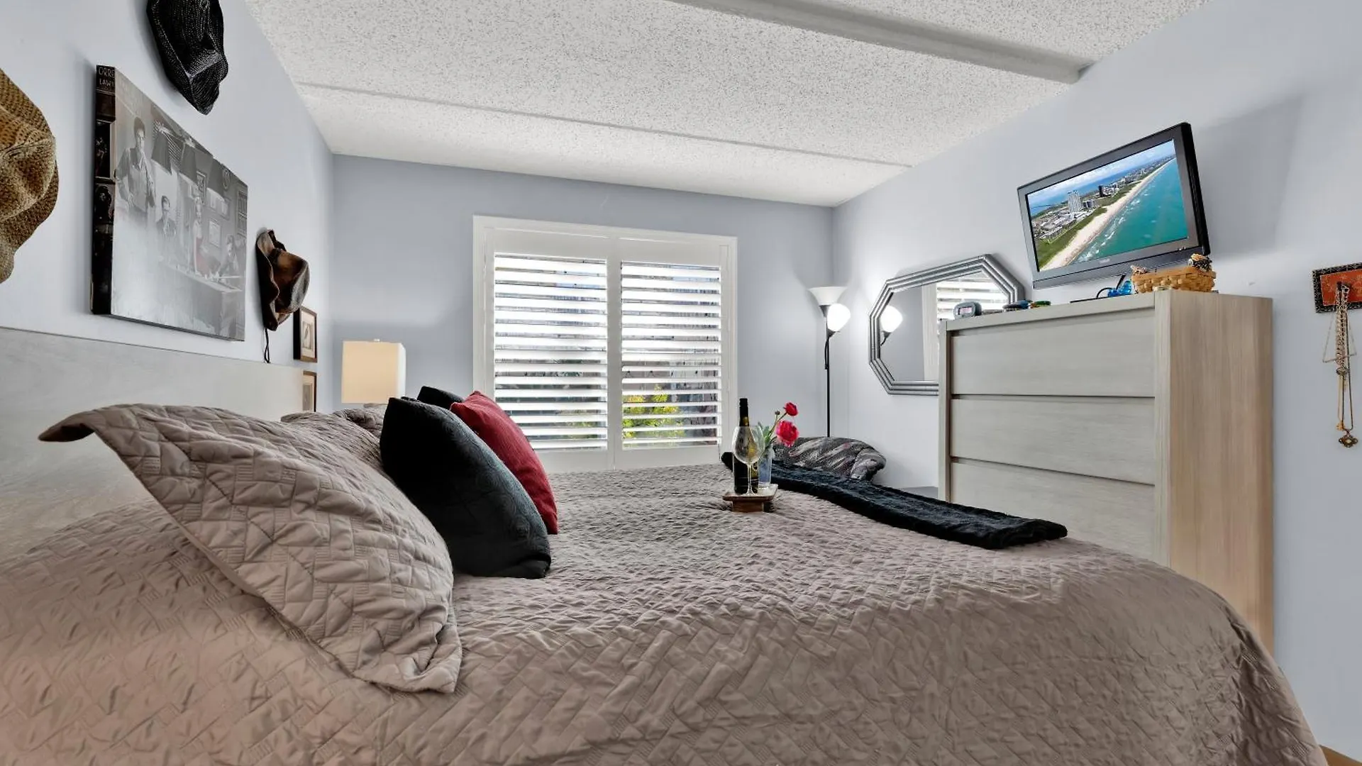 La Casita At Surfside 103 *