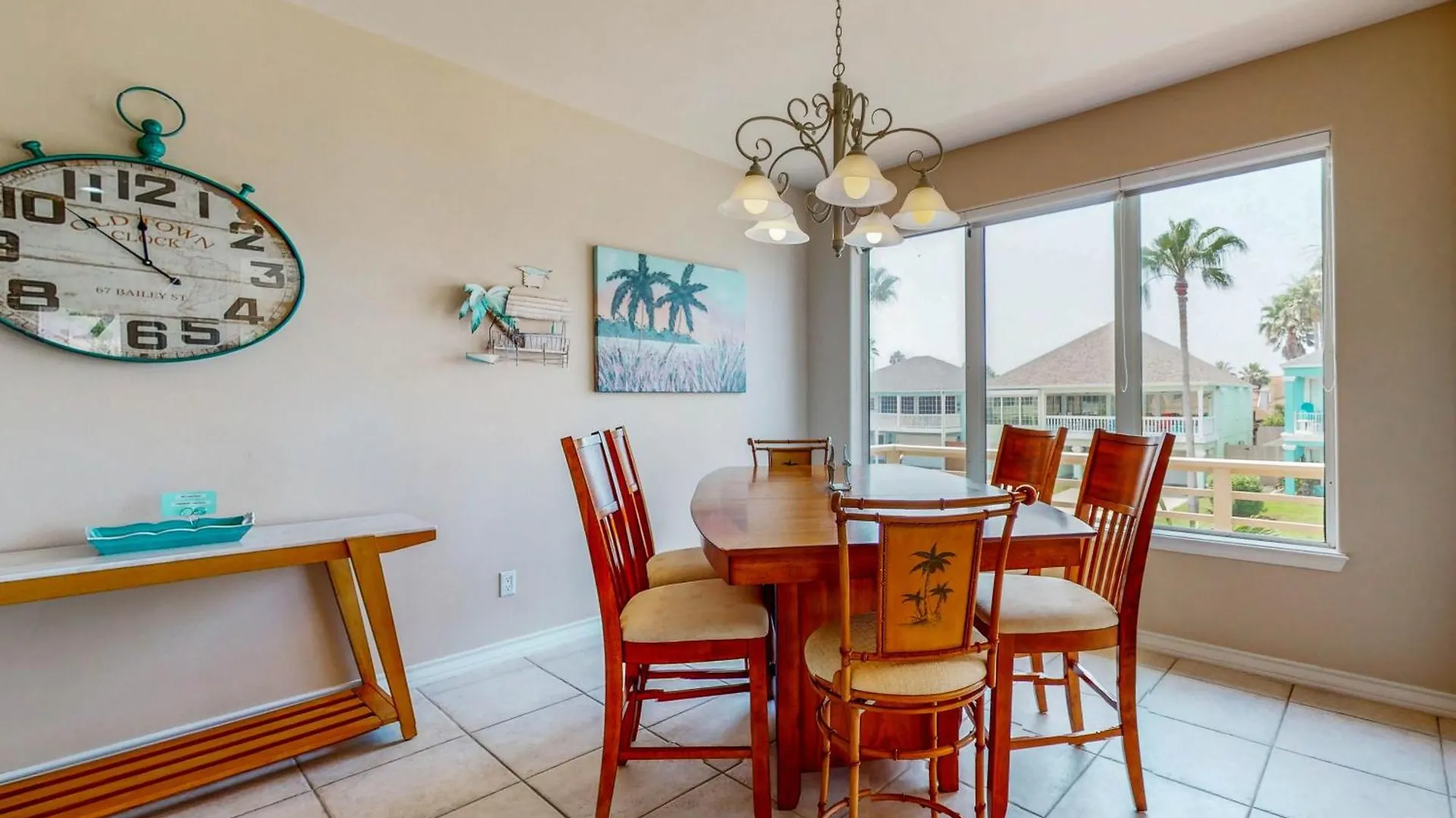 Hibiscus Hideaway 208 Holiday home *