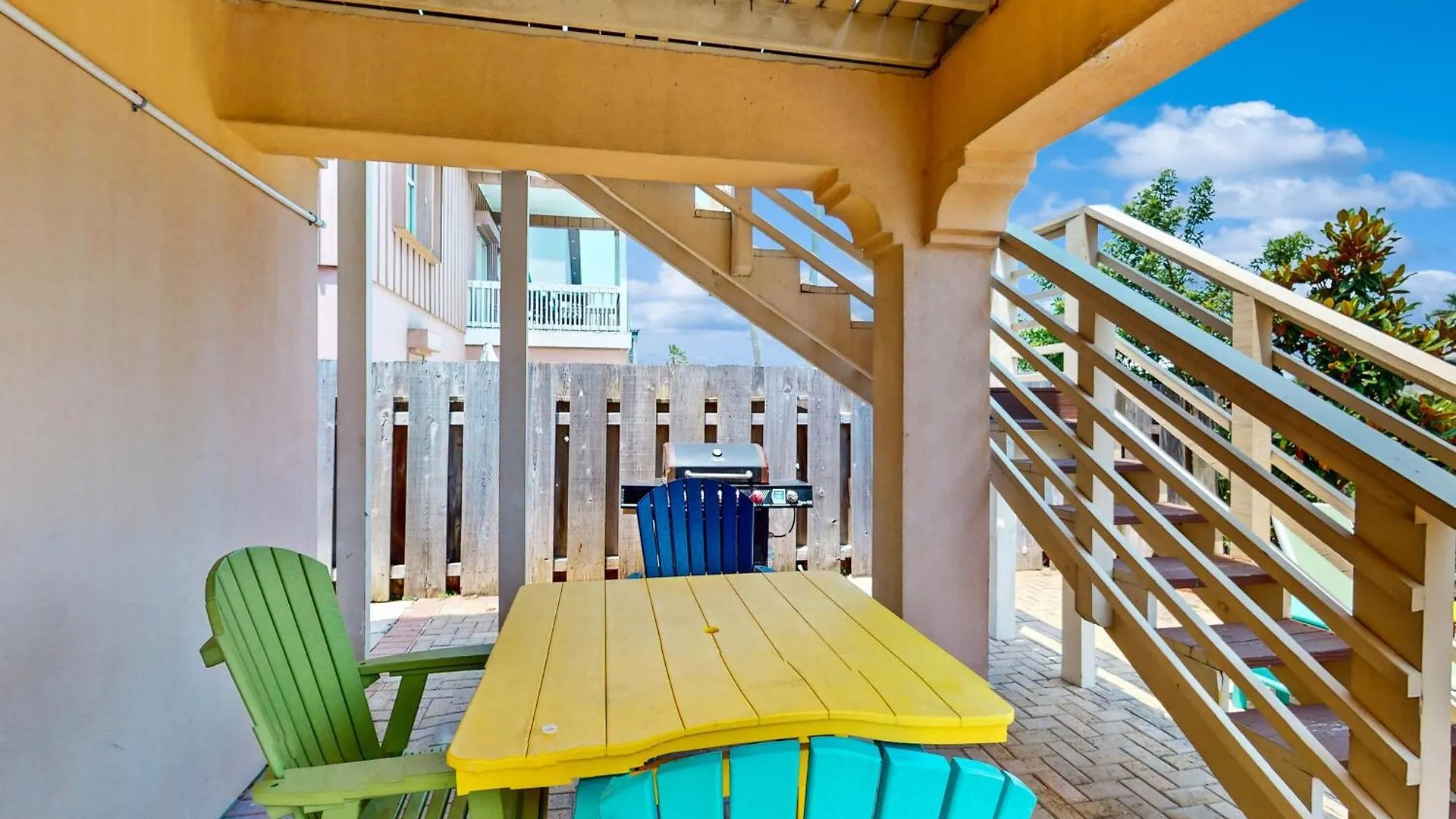 Holiday home Hibiscus Hideaway 208