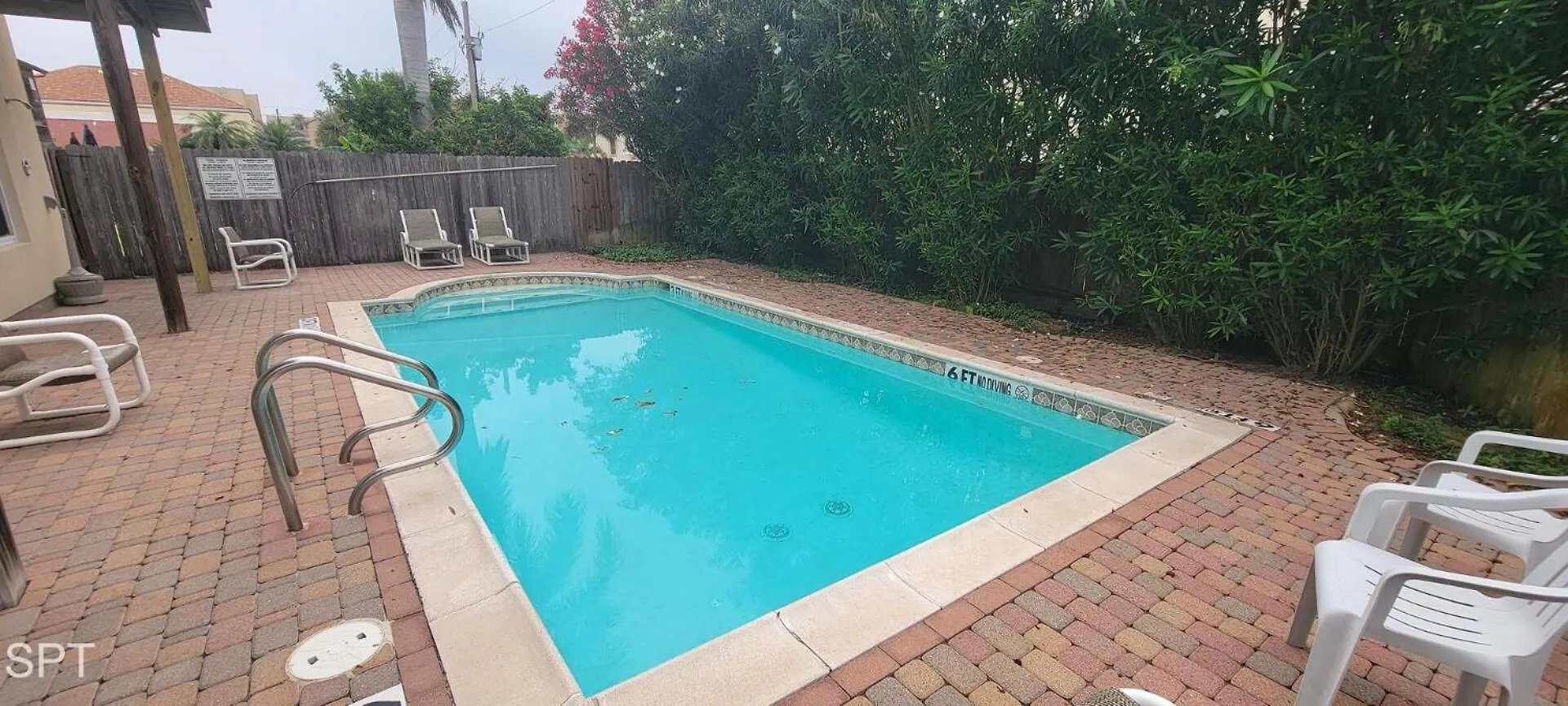 Holiday home & Palms