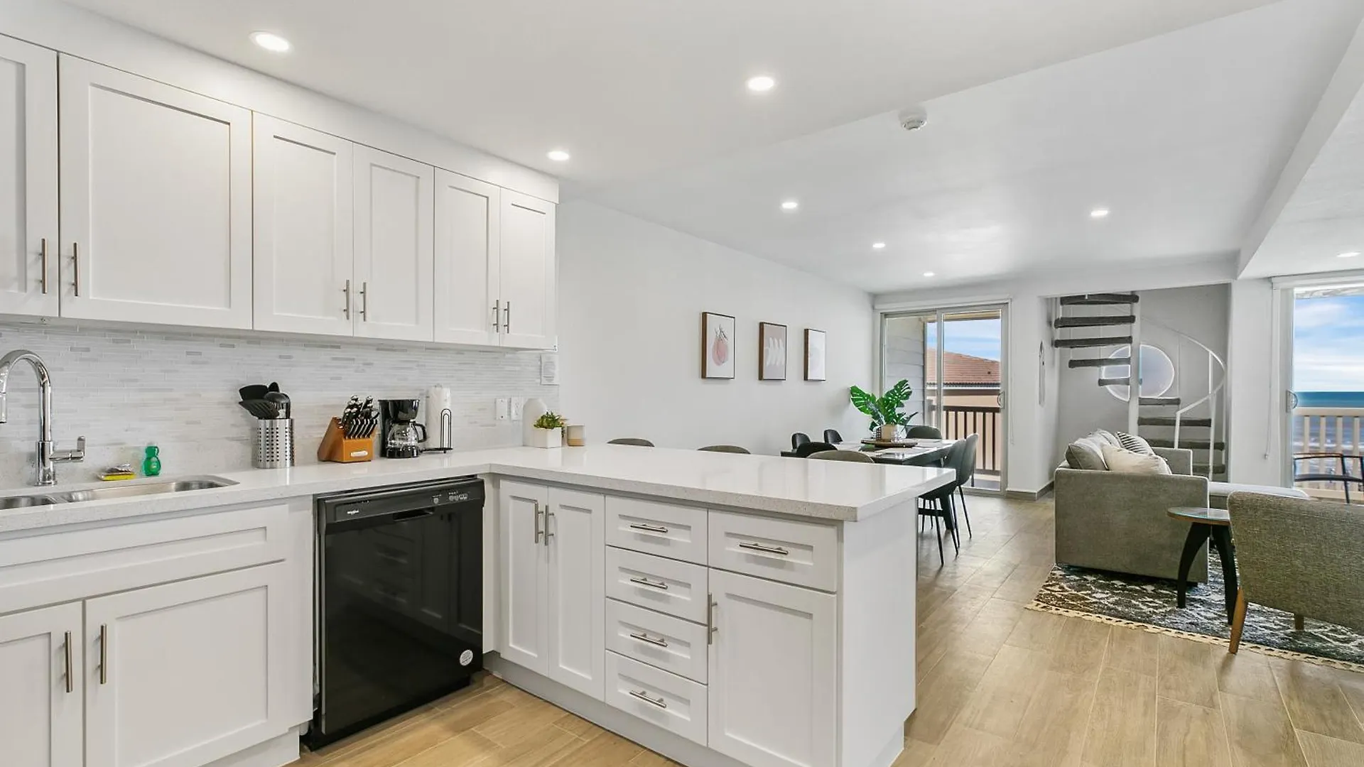 Fully Renovated Beachfront With Picture Perfect Ocean Views *