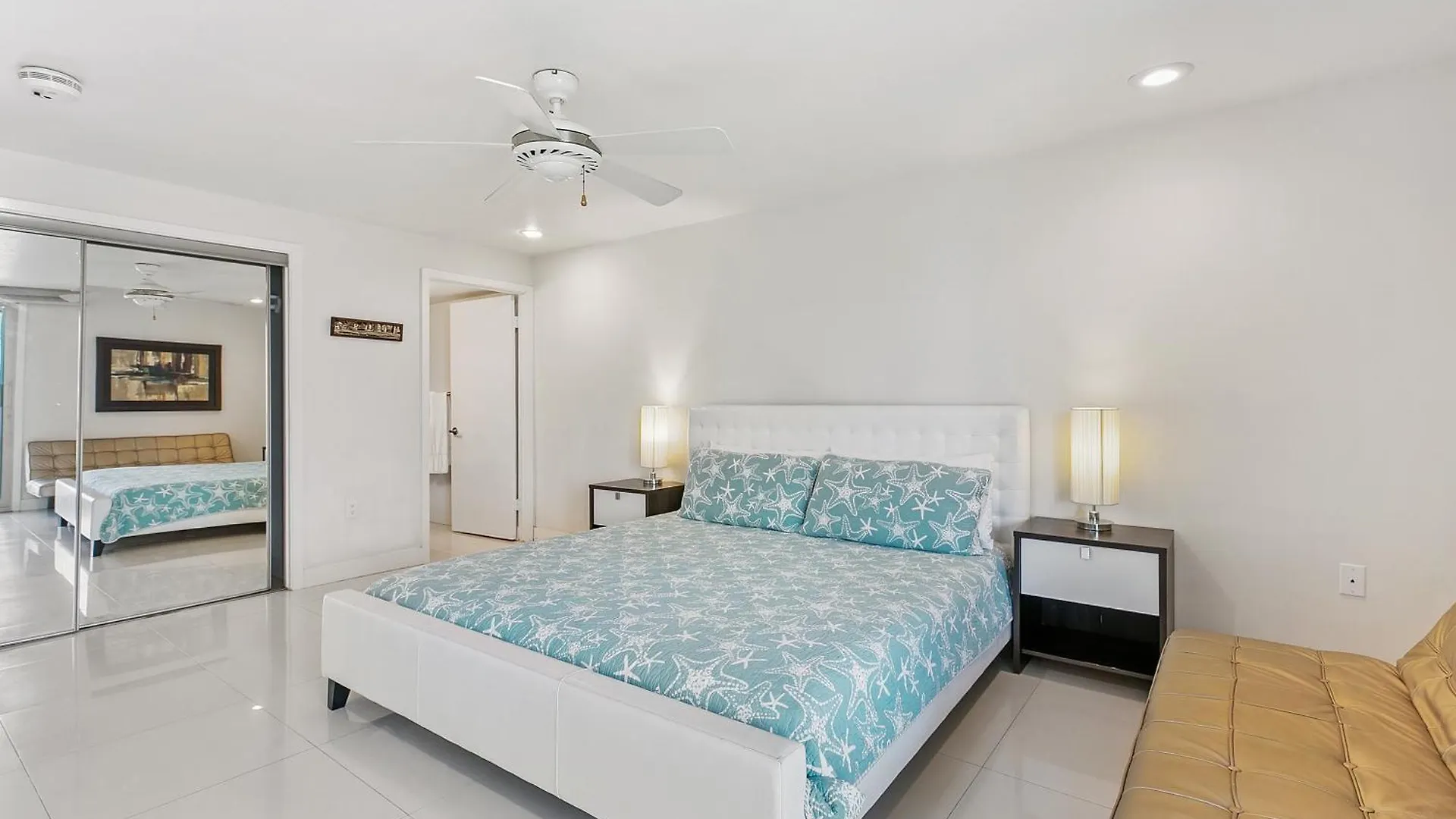 Ground Level Pet-friendly Seconds From Beach *