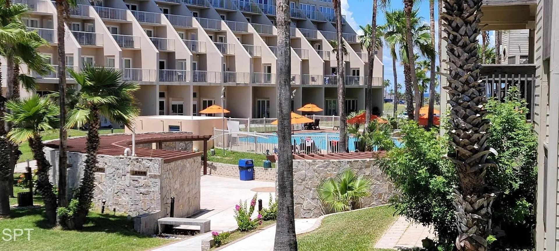 Apartment Renovated Beachfront With 2 Pools, Tons Of Beds Bahia Mar #426 *