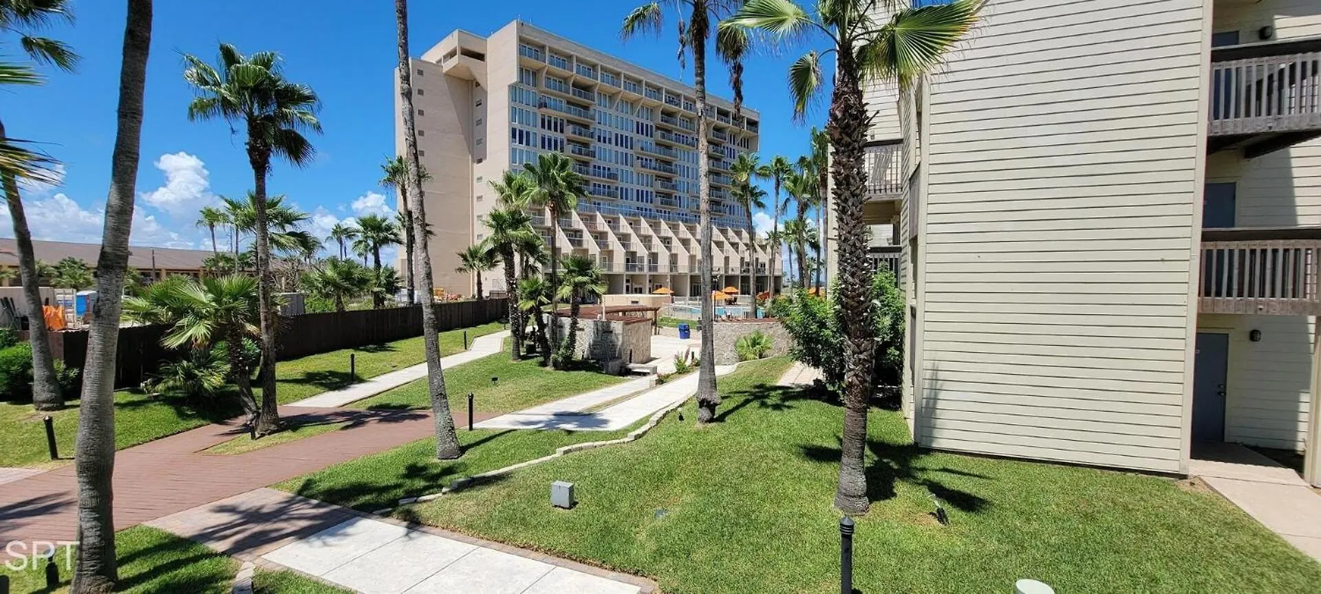 Renovated Beachfront With 2 Pools, Tons Of Beds Bahia Mar #426 South Padre Island