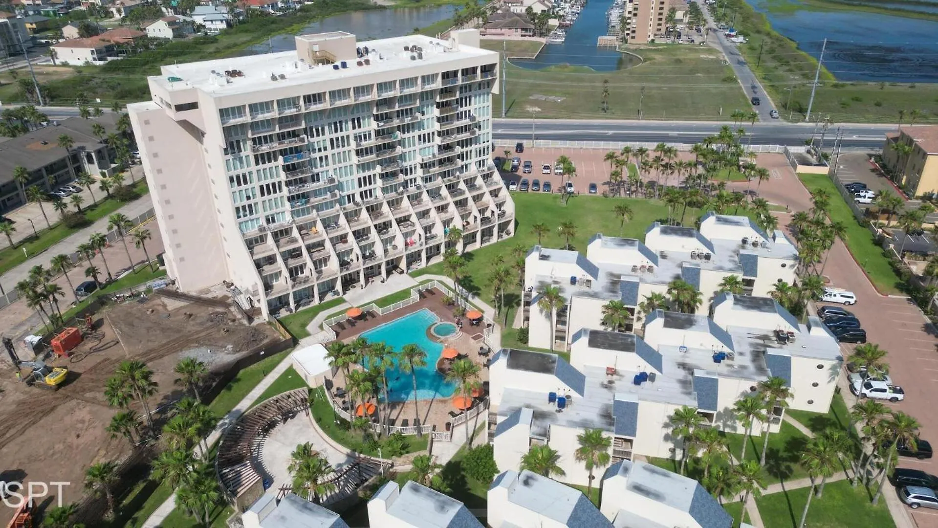 Apartment Renovated Beachfront With 2 Pools, Tons Of Beds Bahia Mar #426 South Padre Island