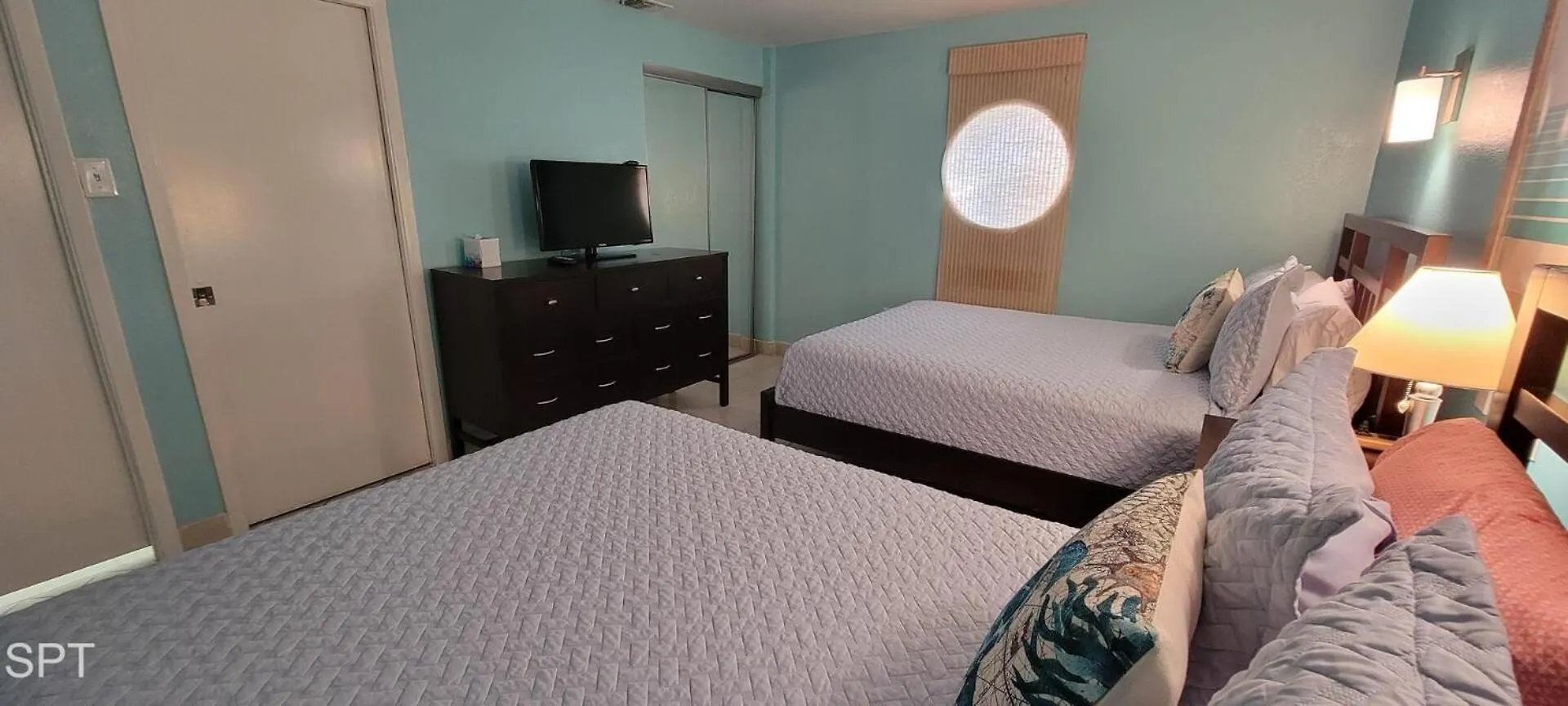 Renovated Beachfront With 2 Pools, Tons Of Beds Bahia Mar #426 *