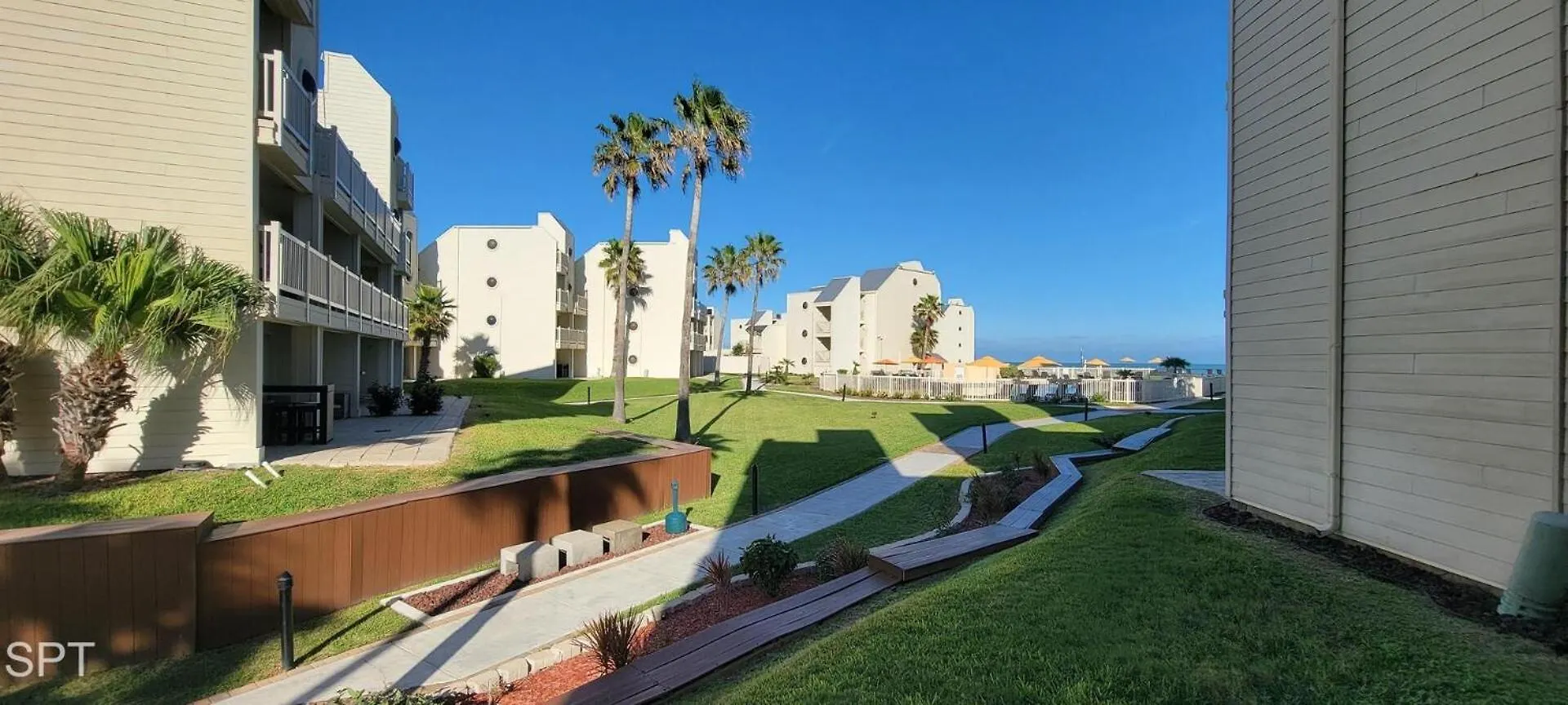 Renovated Beachfront With 2 Pools, Tons Of Beds Bahia Mar #426 South Padre Island