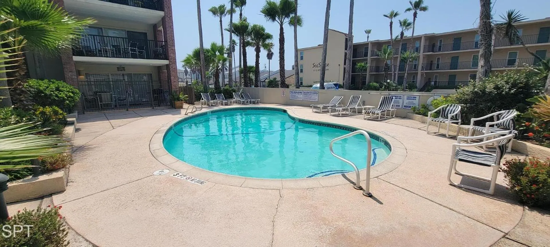 Del Sol- #205 Apartment
