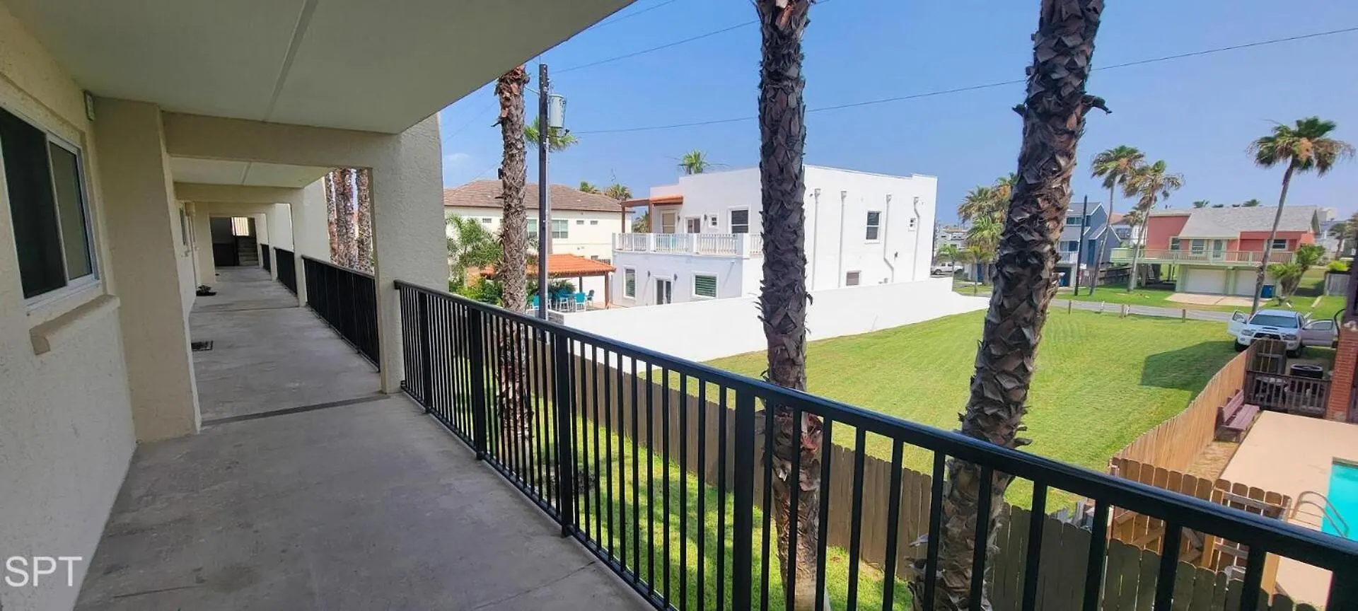 Del Sol- #205 Apartment *