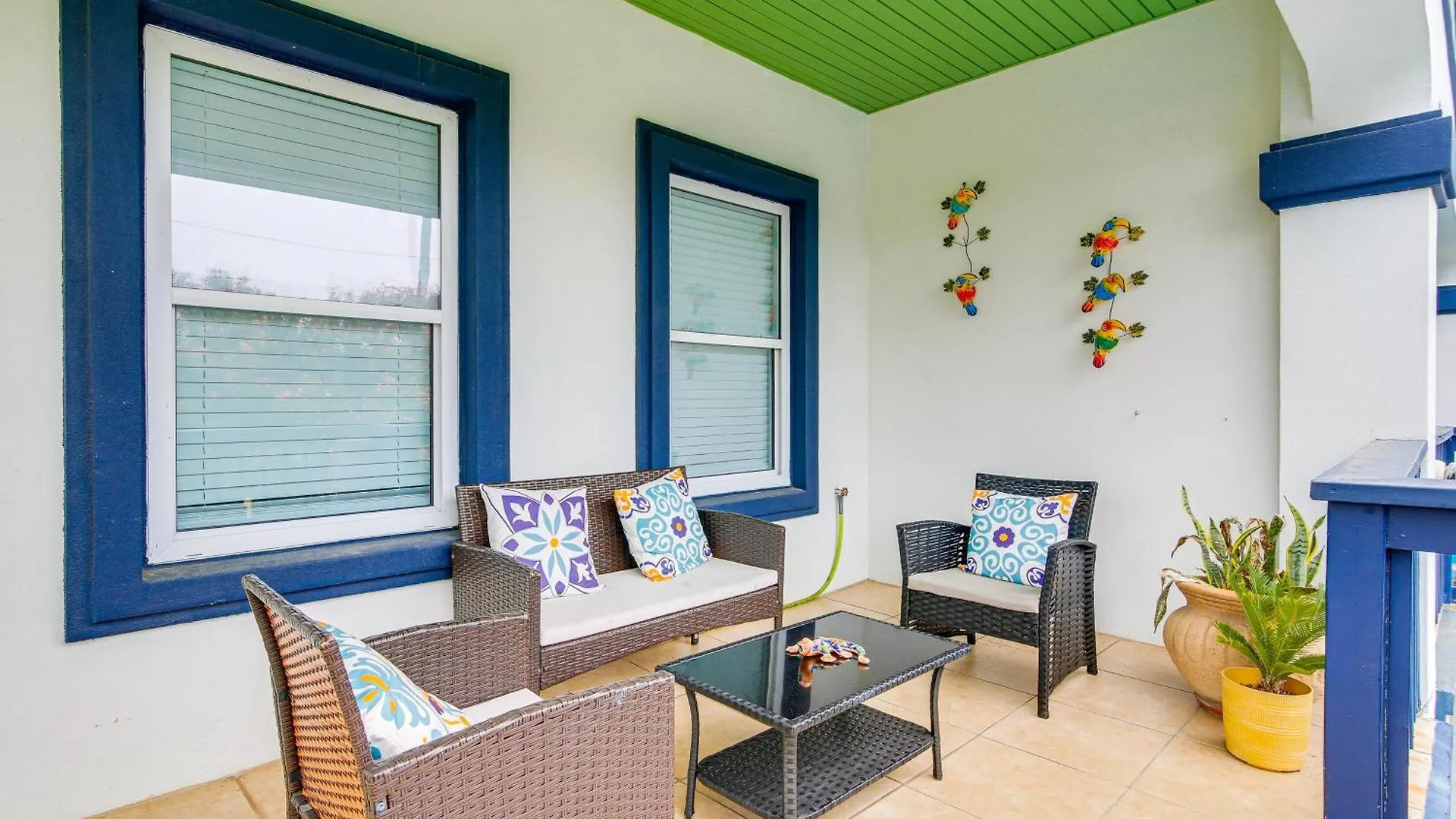 Holiday home Oceanside Mars Oasis Heated Pool, Steps To Beach!