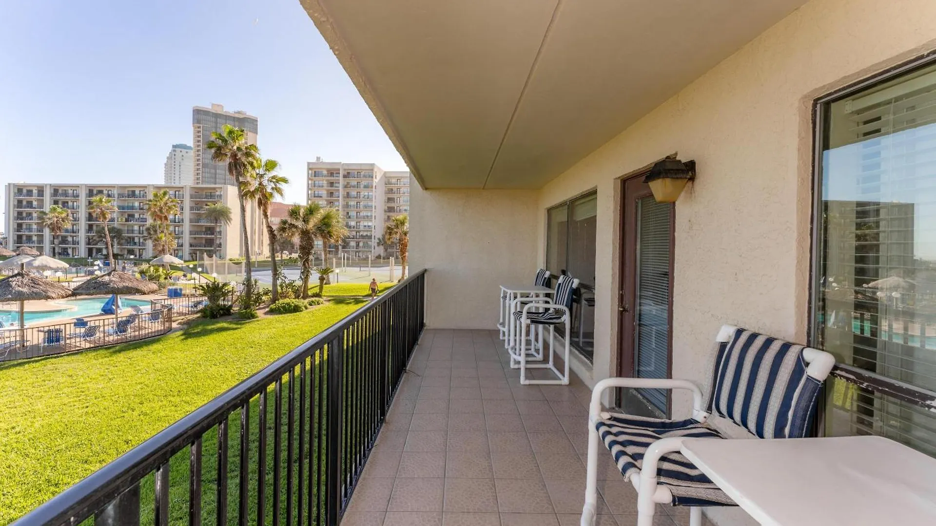 1204 Saida I - Front