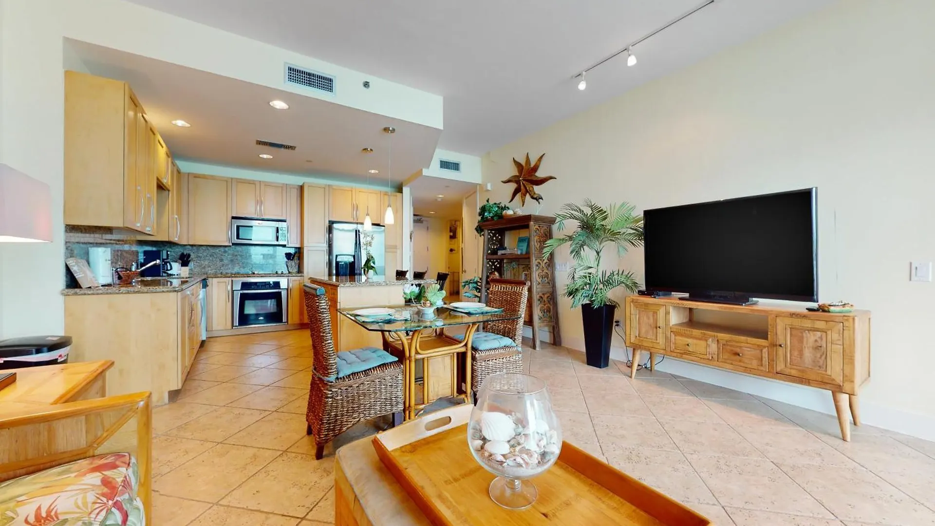 Sapphire Apartment