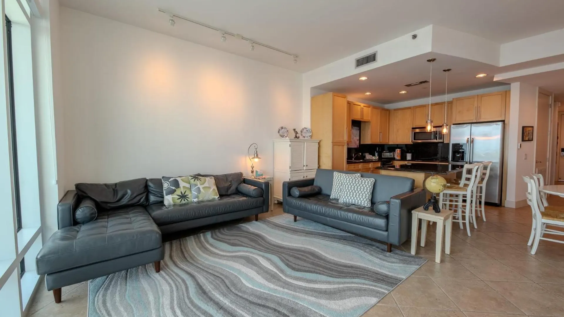 Apartment Sapphire Beachfront #1108