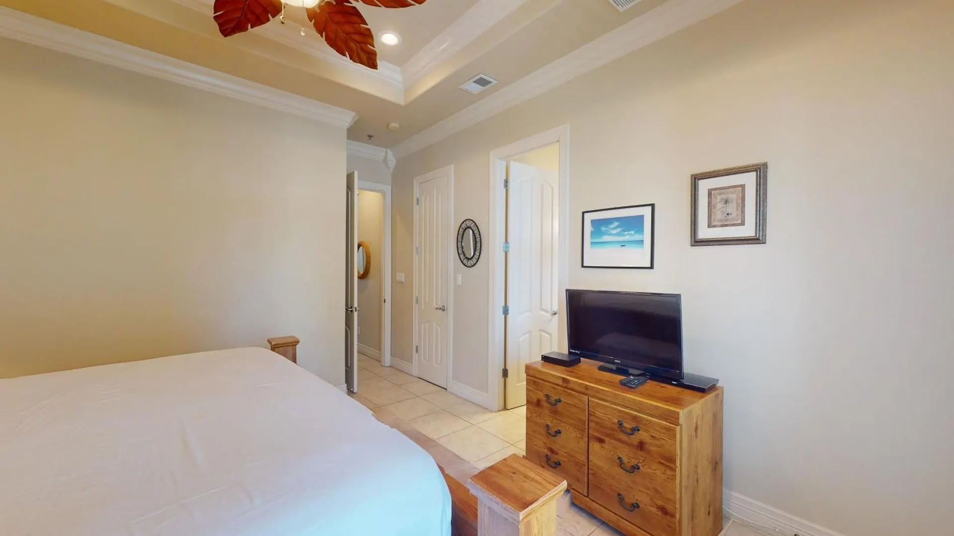 Prime Island Eacape Unit 3 Apartment *