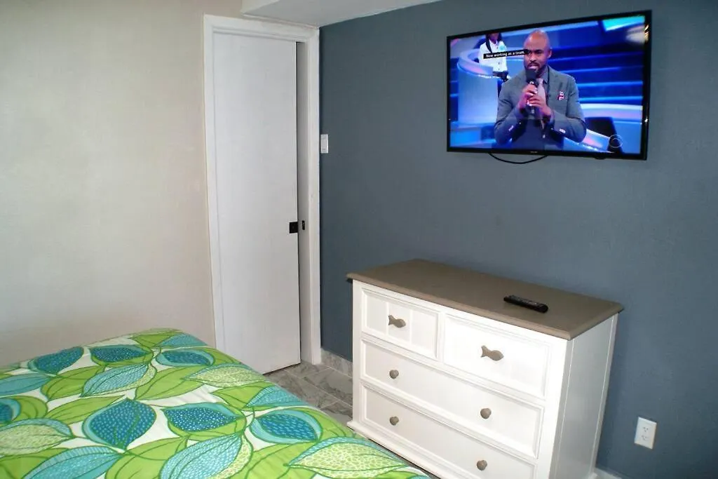 Aquarius#403 Beachfront With Ocean View * 南帕诸岛