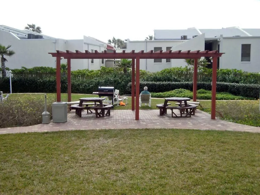Aquarius#403 Beachfront With Ocean View 公寓