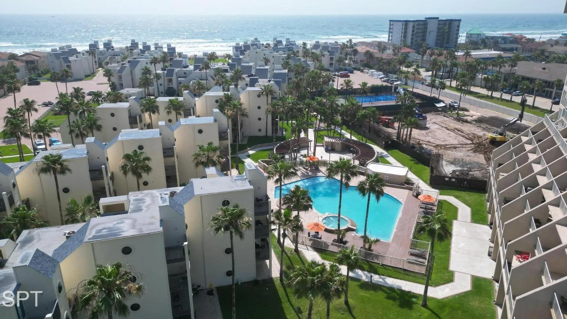 Renovated Beachfront With 2 Pools, Tons Of Beds Bahia Mar #426 *
