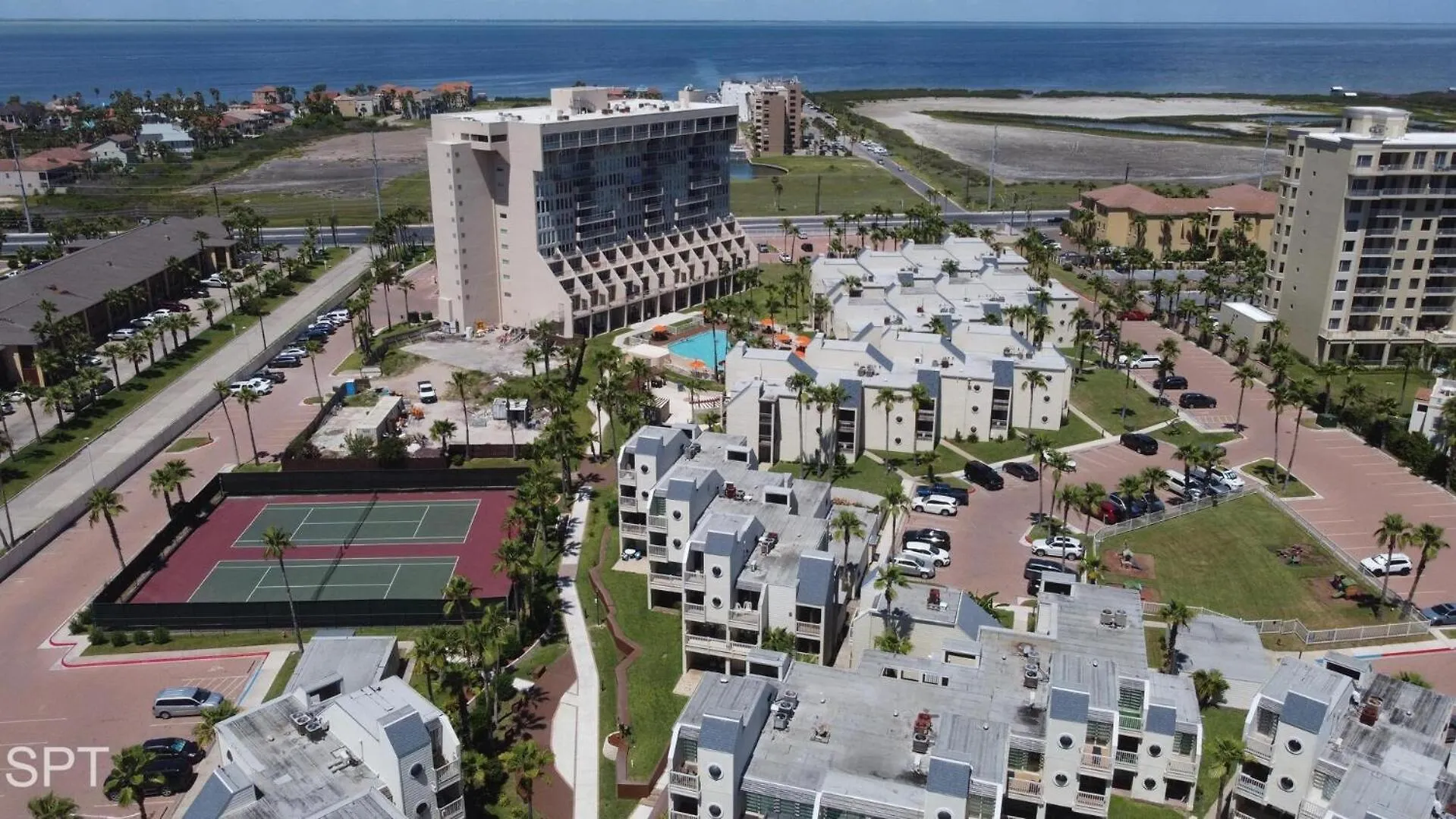 Renovated Beachfront With 2 Pools, Tons Of Beds Bahia Mar #426 Apartment *