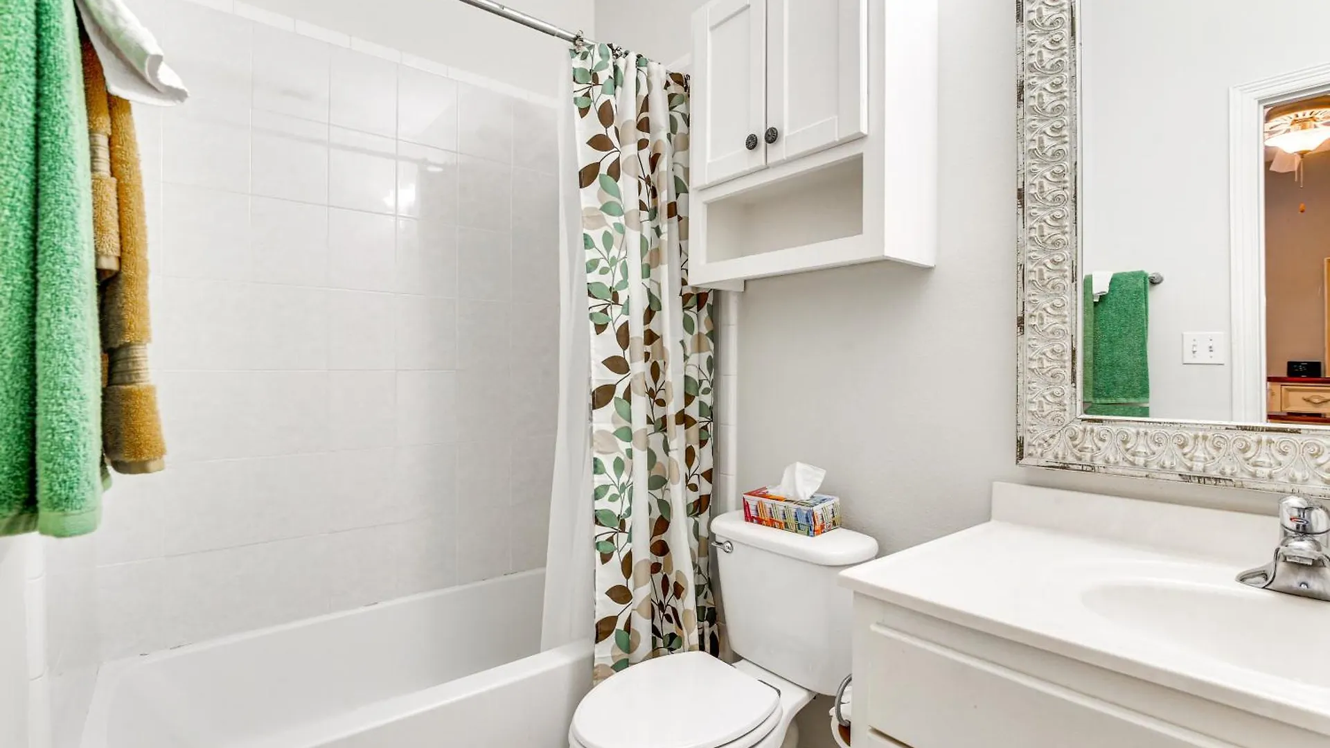 Apartment Pool Access, 1 Block To Beach!